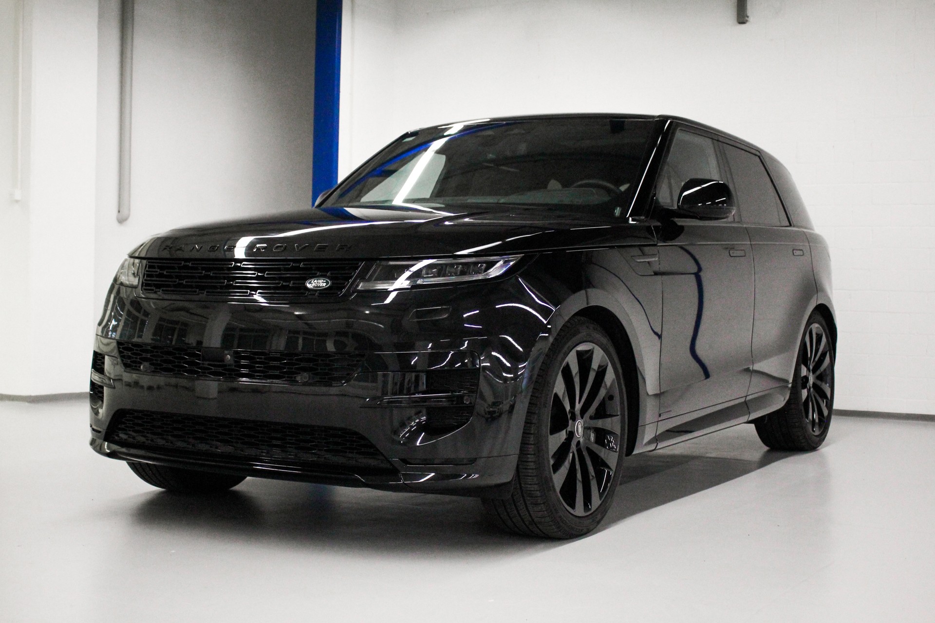 LAND ROVER Range Rover Sport P530 4.4 V8 Autobiography Automatic-showroom-element-1