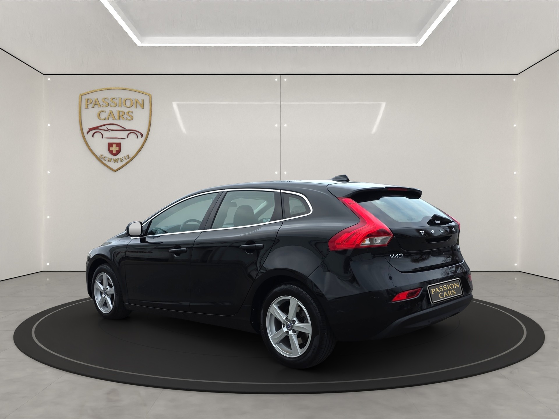 VOLVO V40 D2 Momentum Powershift-showroom-element-2