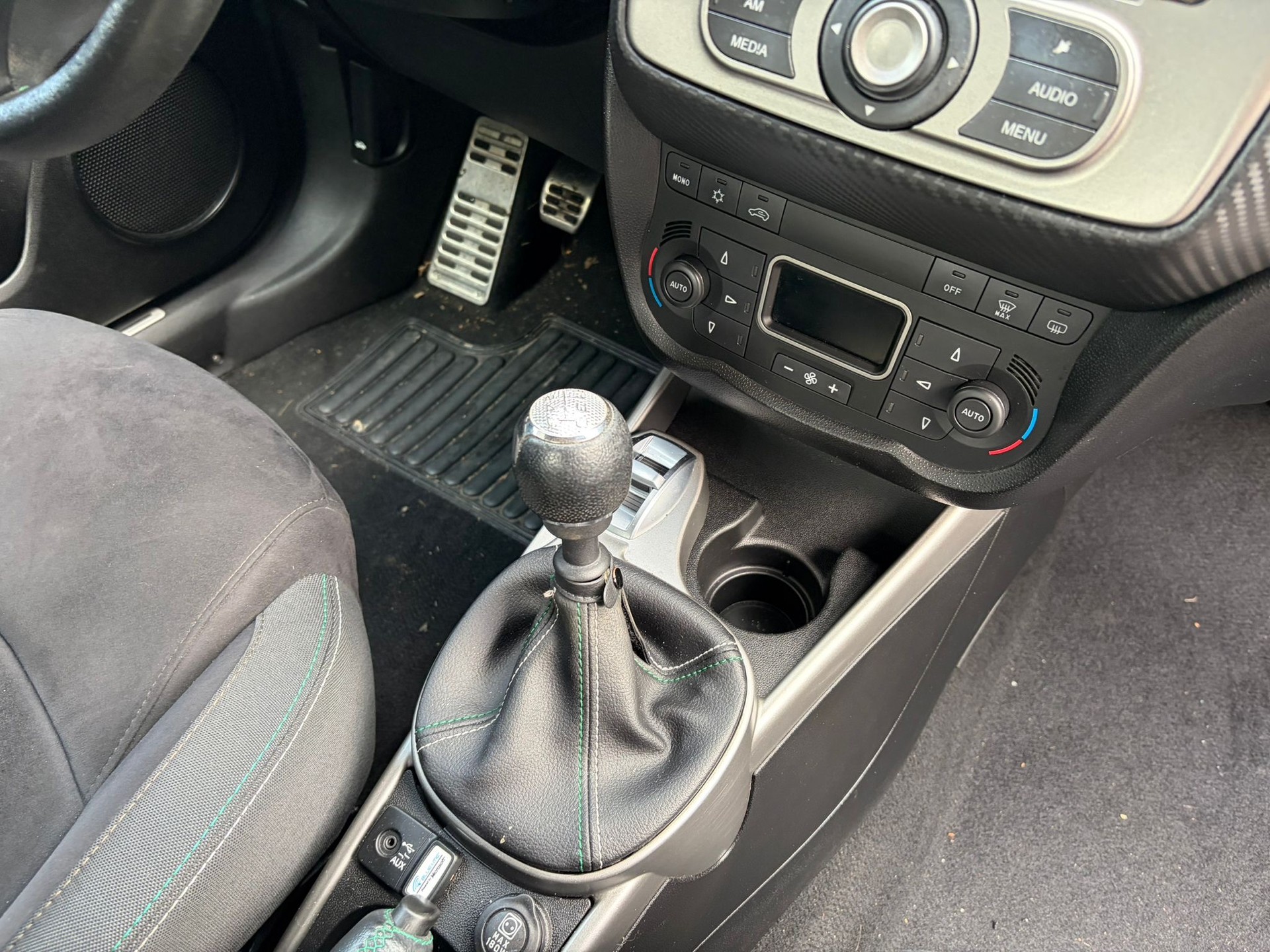ALFA ROMEO MiTo 1.4 TB Quadrifoglio Verde-image-6