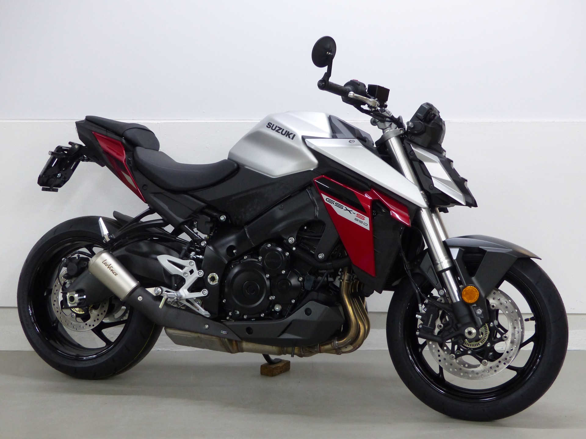 SUZUKI GSX-S 950 ABS 70kW mit Zubehör-image-13