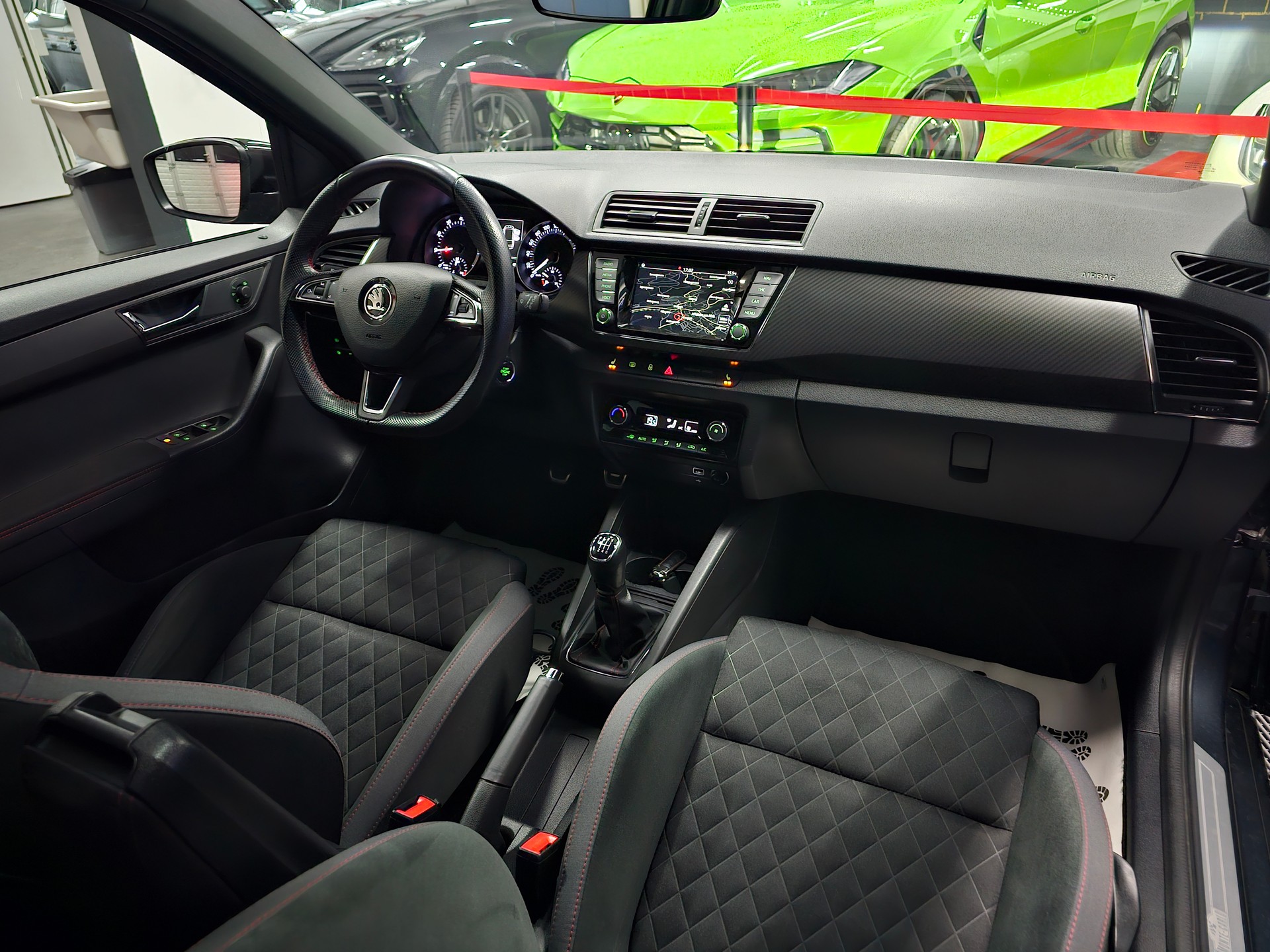 SKODA Fabia Combi 1.0 TSI Monte Carlo-image-8