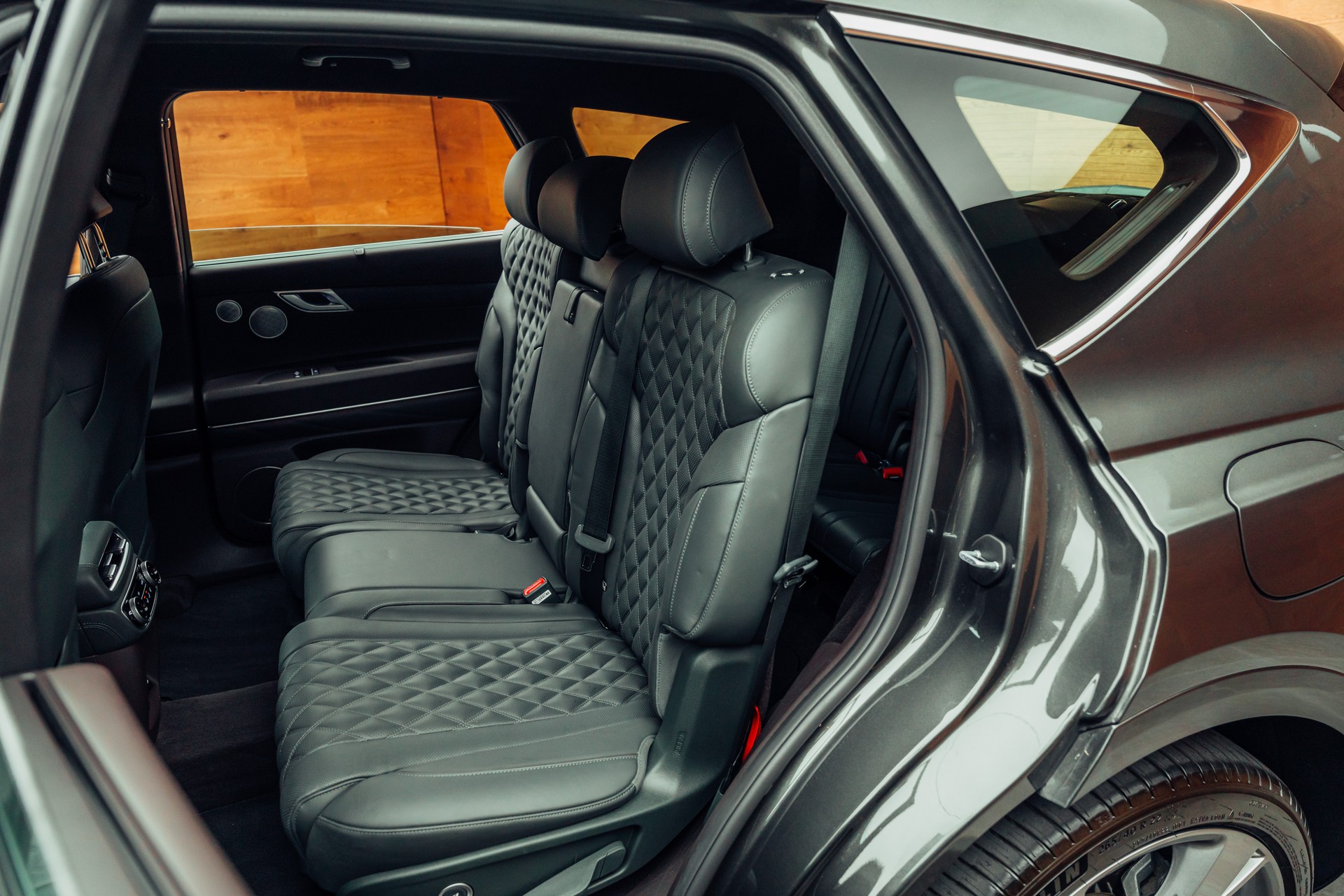 GENESIS GV80 3.0 CRDI Luxus 7 Seater AT8 AWD-image-7