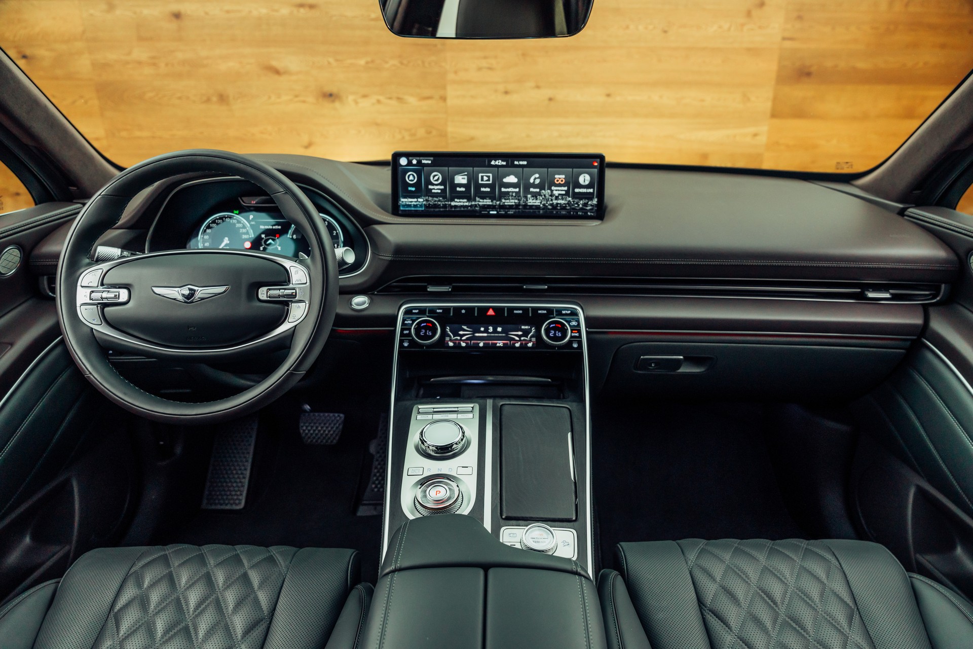GENESIS GV80 3.0 CRDI Luxus 7 Seater AT8 AWD-image-4