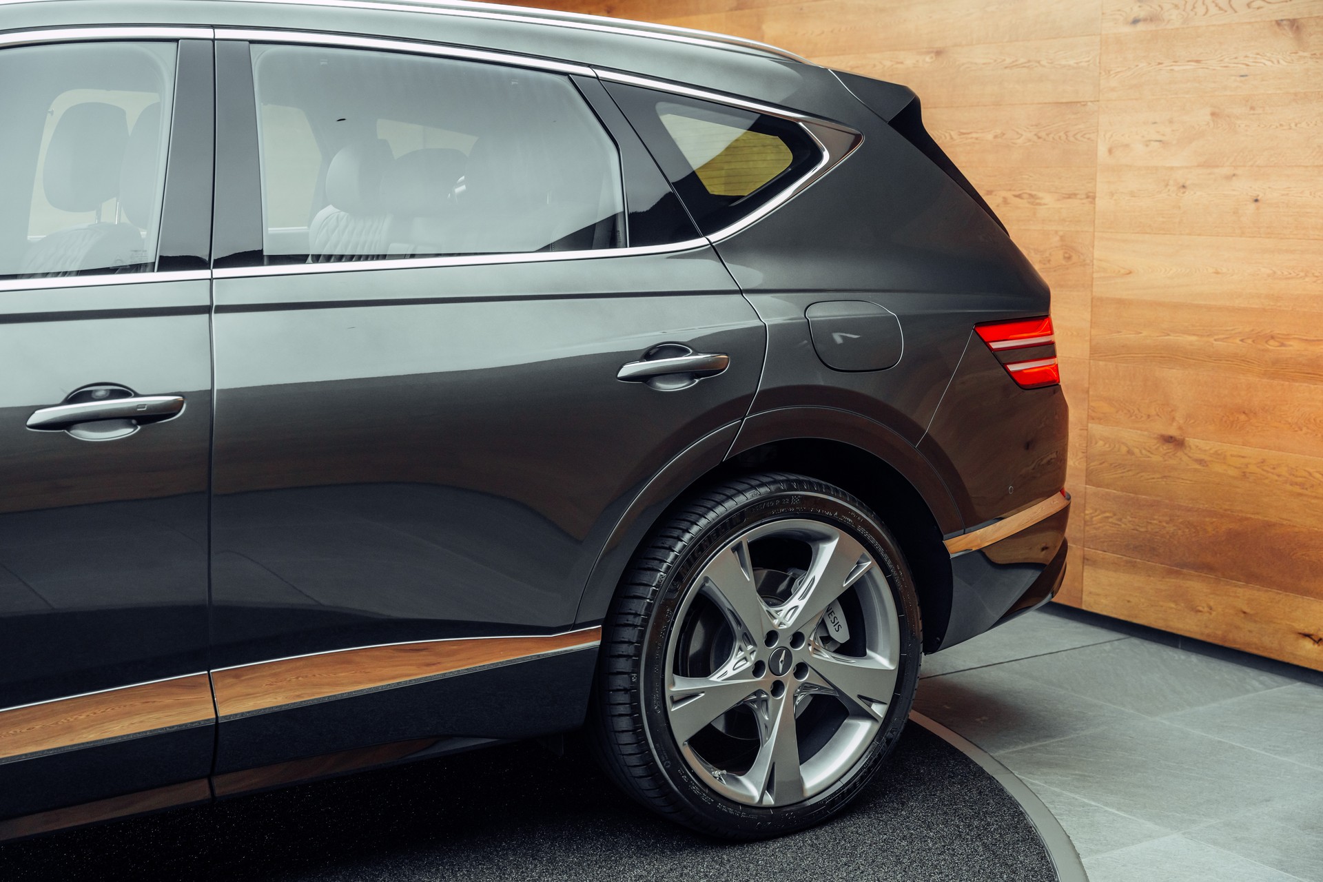 GENESIS GV80 3.0 CRDI Luxus 7 Seater AT8 AWD-image-18