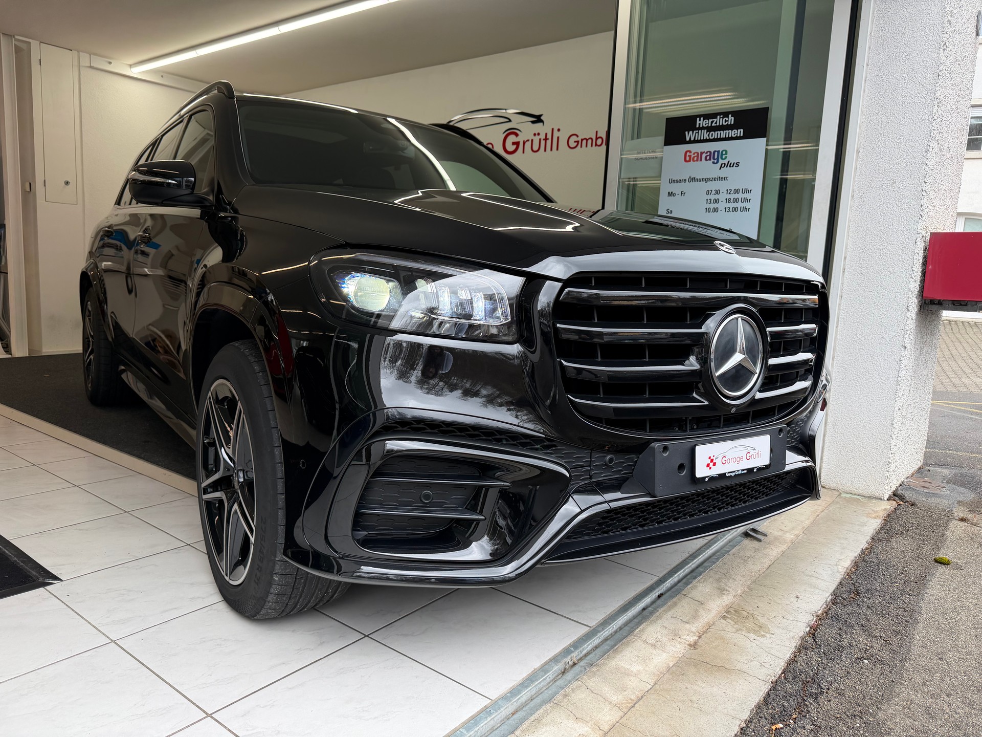 MERCEDES-BENZ GLS 450 AMG Line 4matic-image-22
