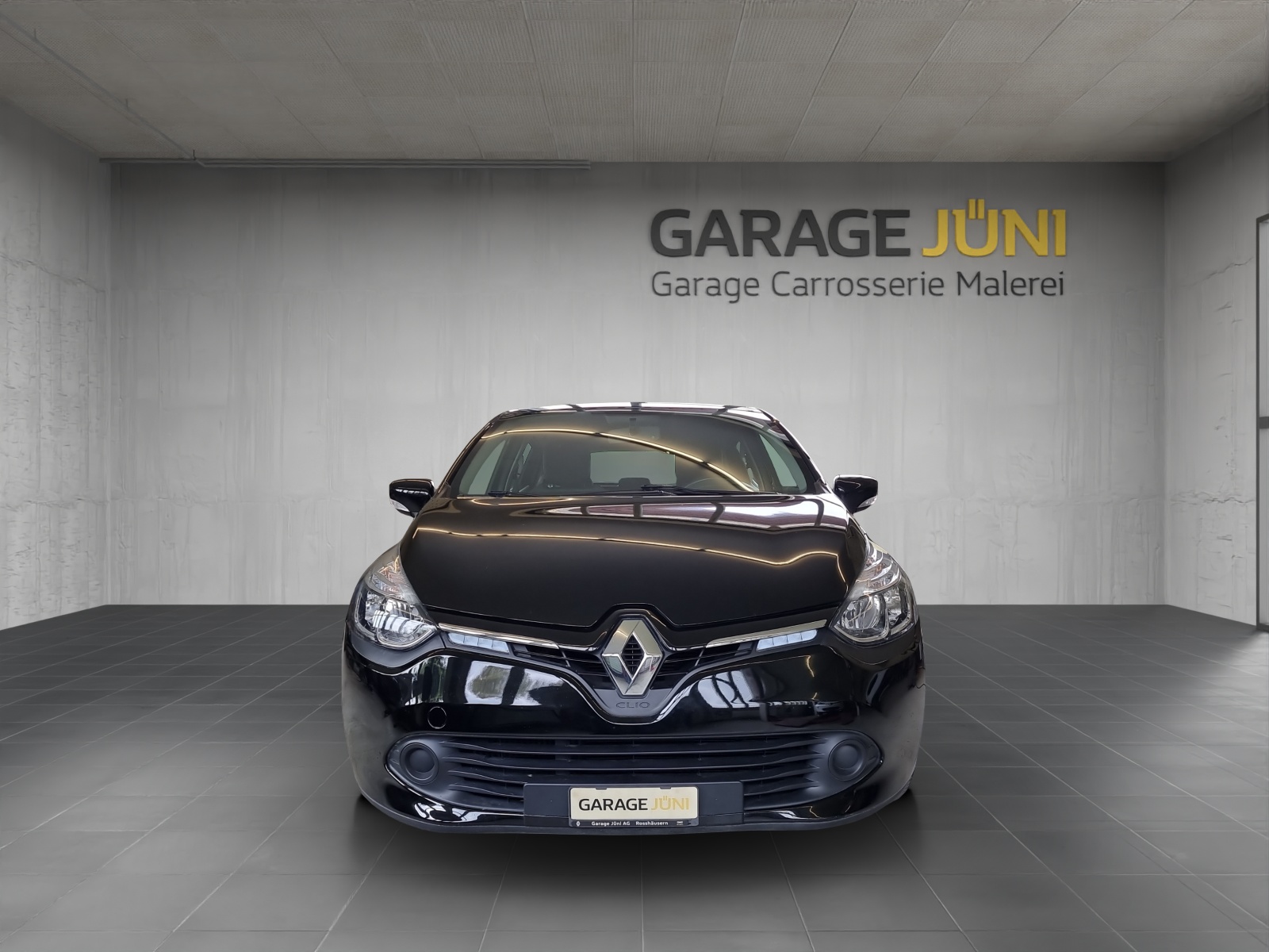 RENAULT Clio 0.9 Expression-image-4