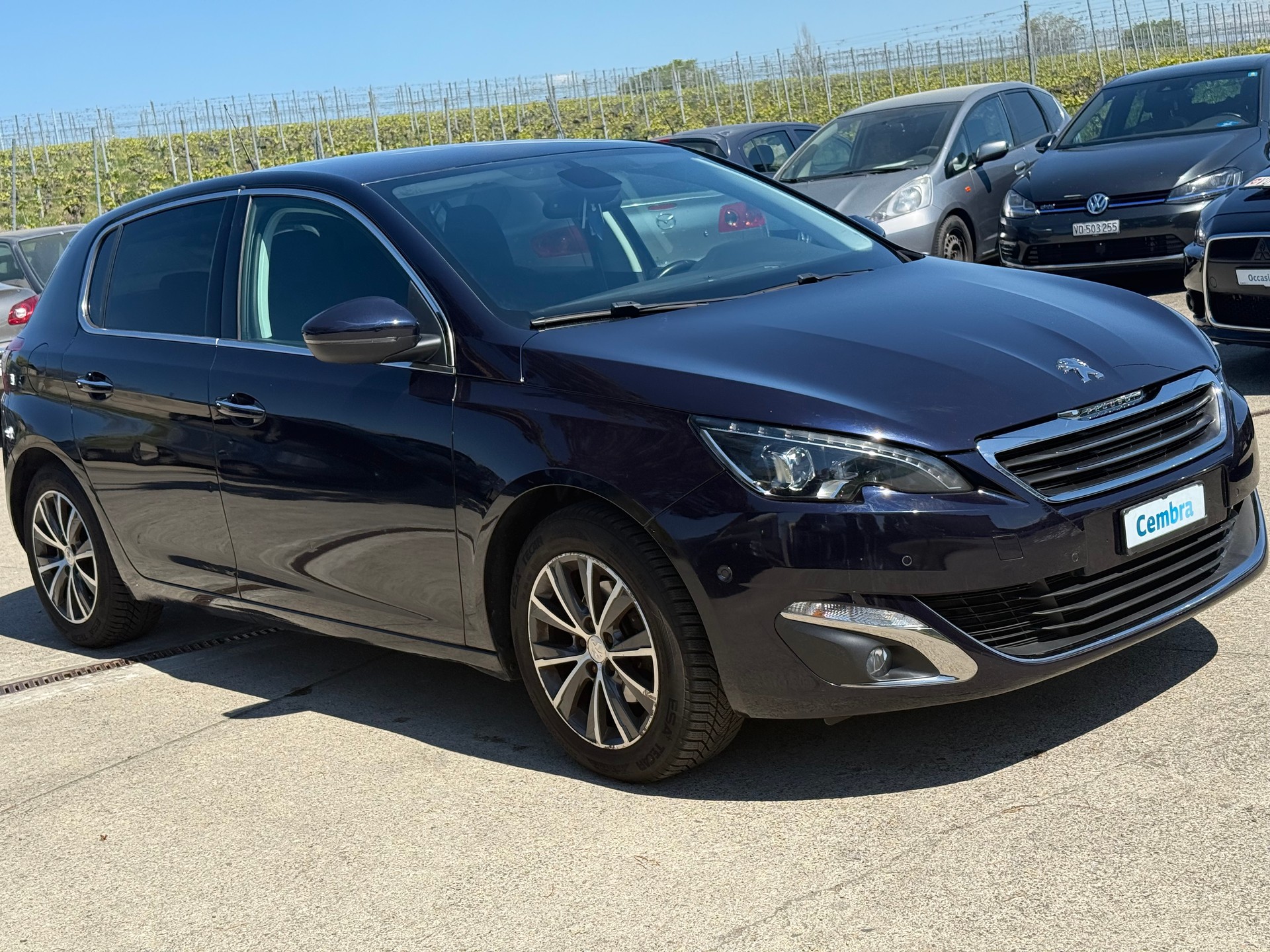 PEUGEOT 308 1.2 THP Allure-image-2
