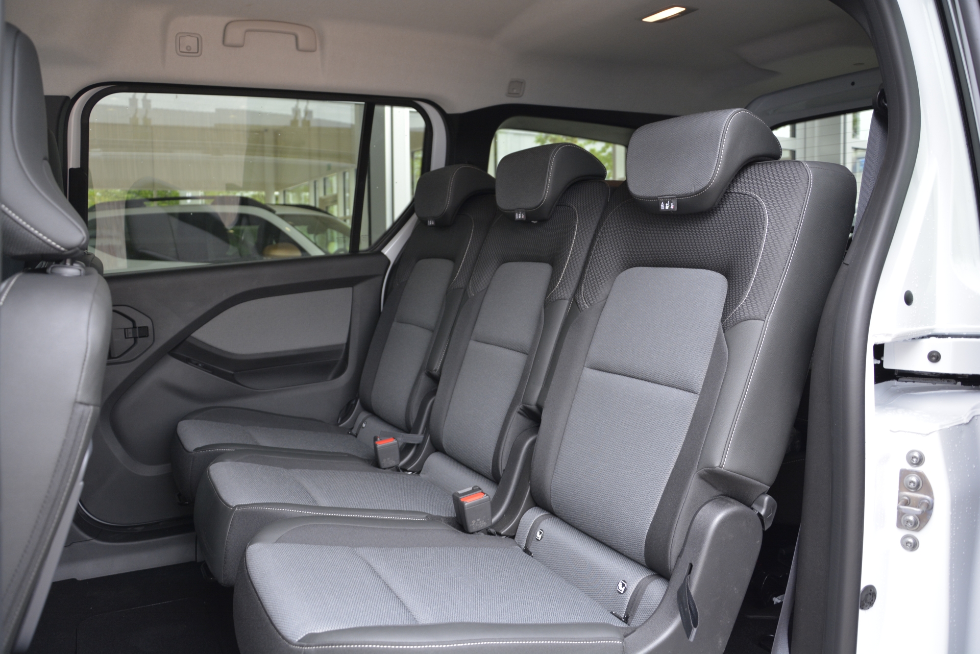 RENAULT GRAND KANGOO techno 1.3 TCe 130 PF EDC-image-7
