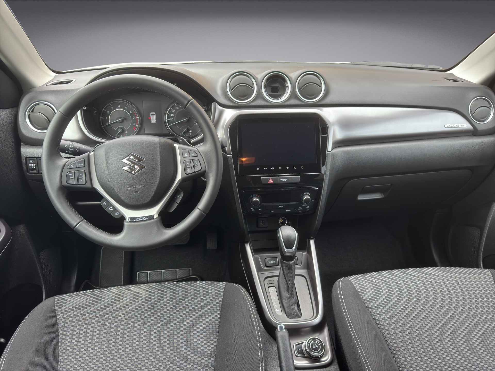 SUZUKI Vitara 1.5 Piz Sulai Hybrid 4x4-image-7
