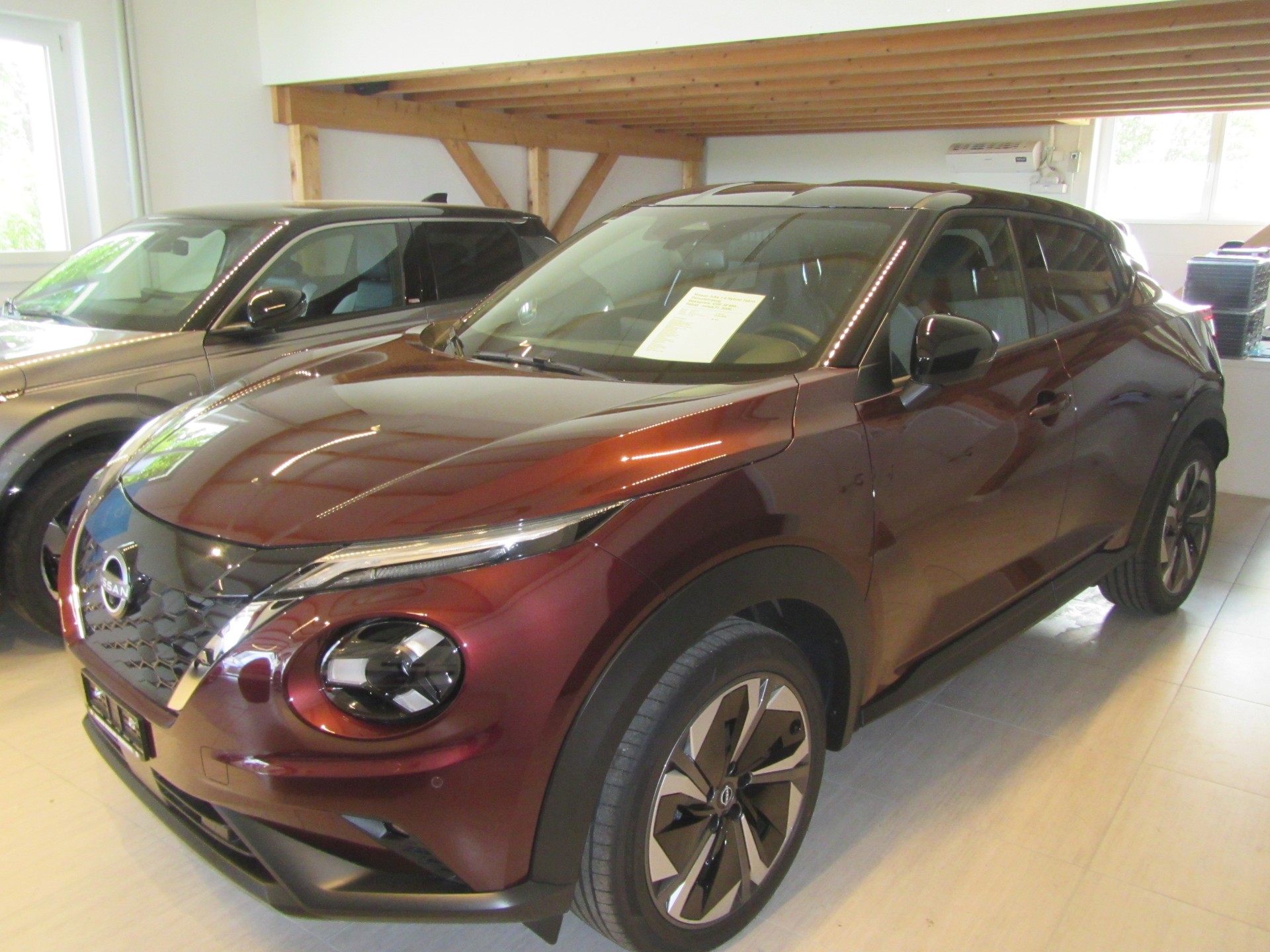 NISSAN Juke 1.6 FHEV Tekna-image-1