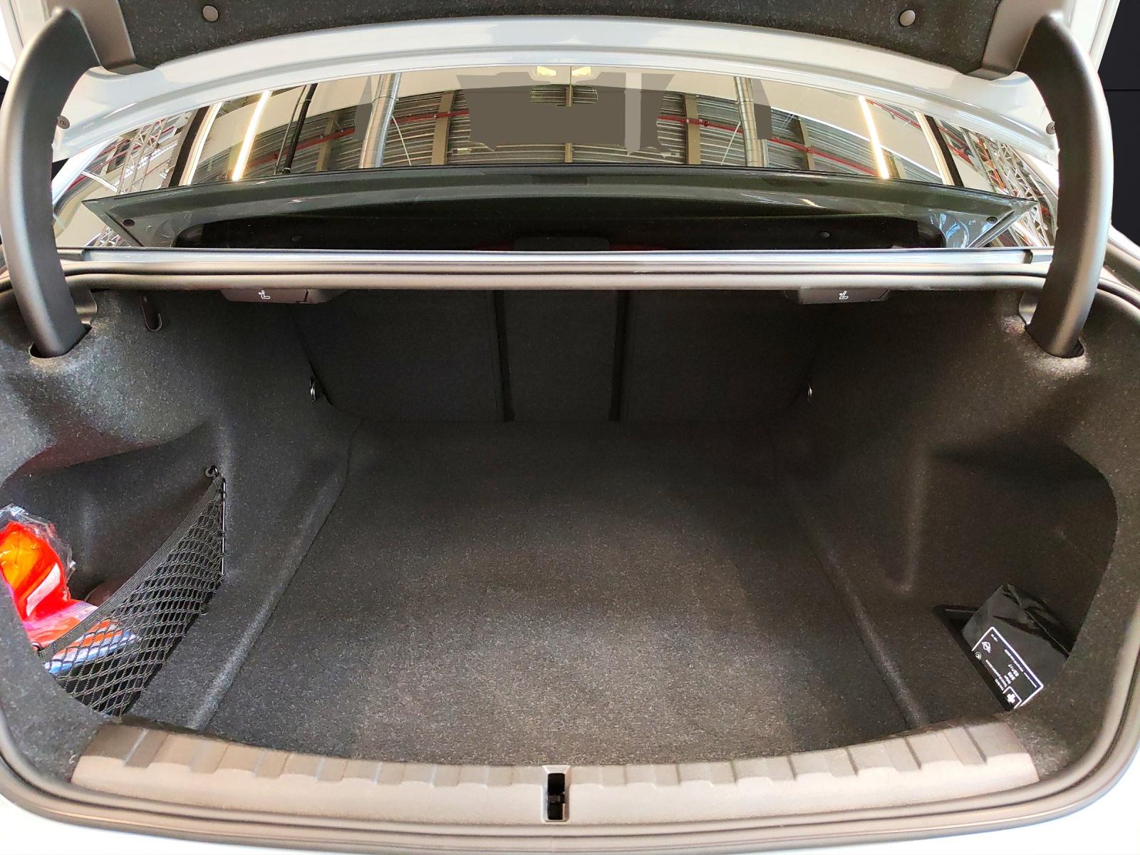 BMW 320d xDrive SAG Attraktiven Leasingzinssatz ab 1,9 % bei Abschluss einer BMW Fahrzeugversicherung.-image-15