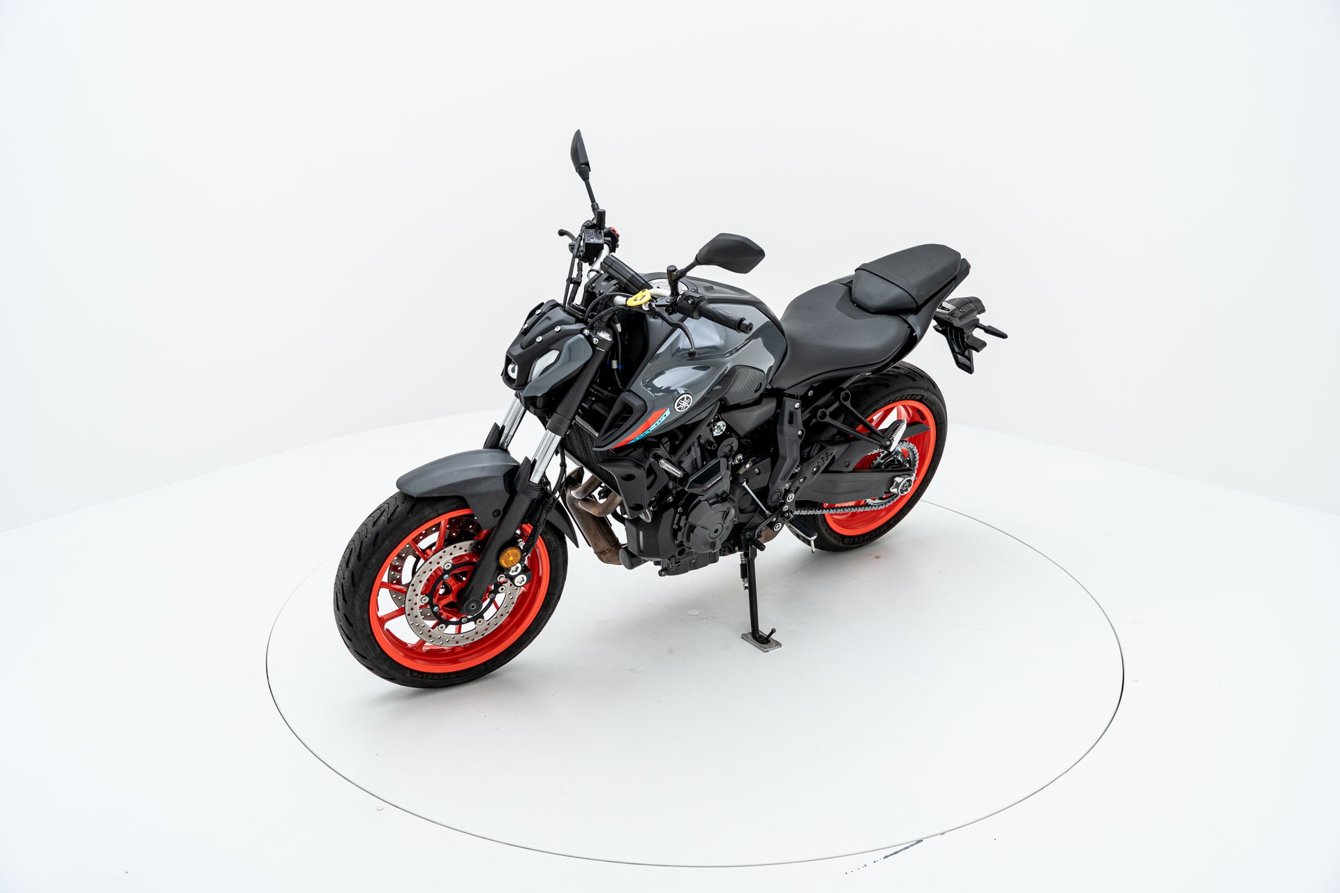 YAMAHA MT-07 (35KW)-showroom-element-2