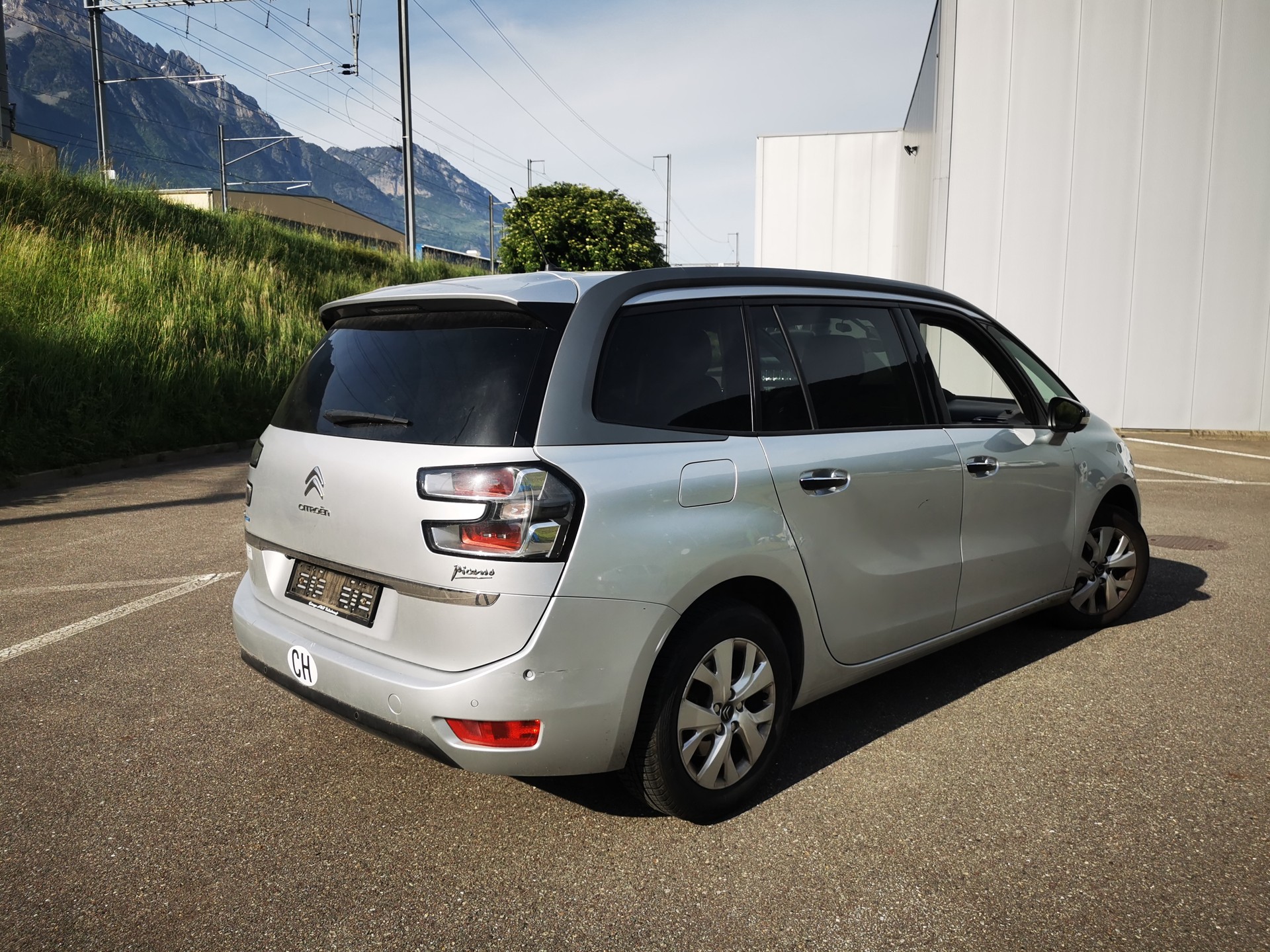 CITROEN Grand C4 Picasso 2.0 BlueHDi Intensive Automatic-image-2