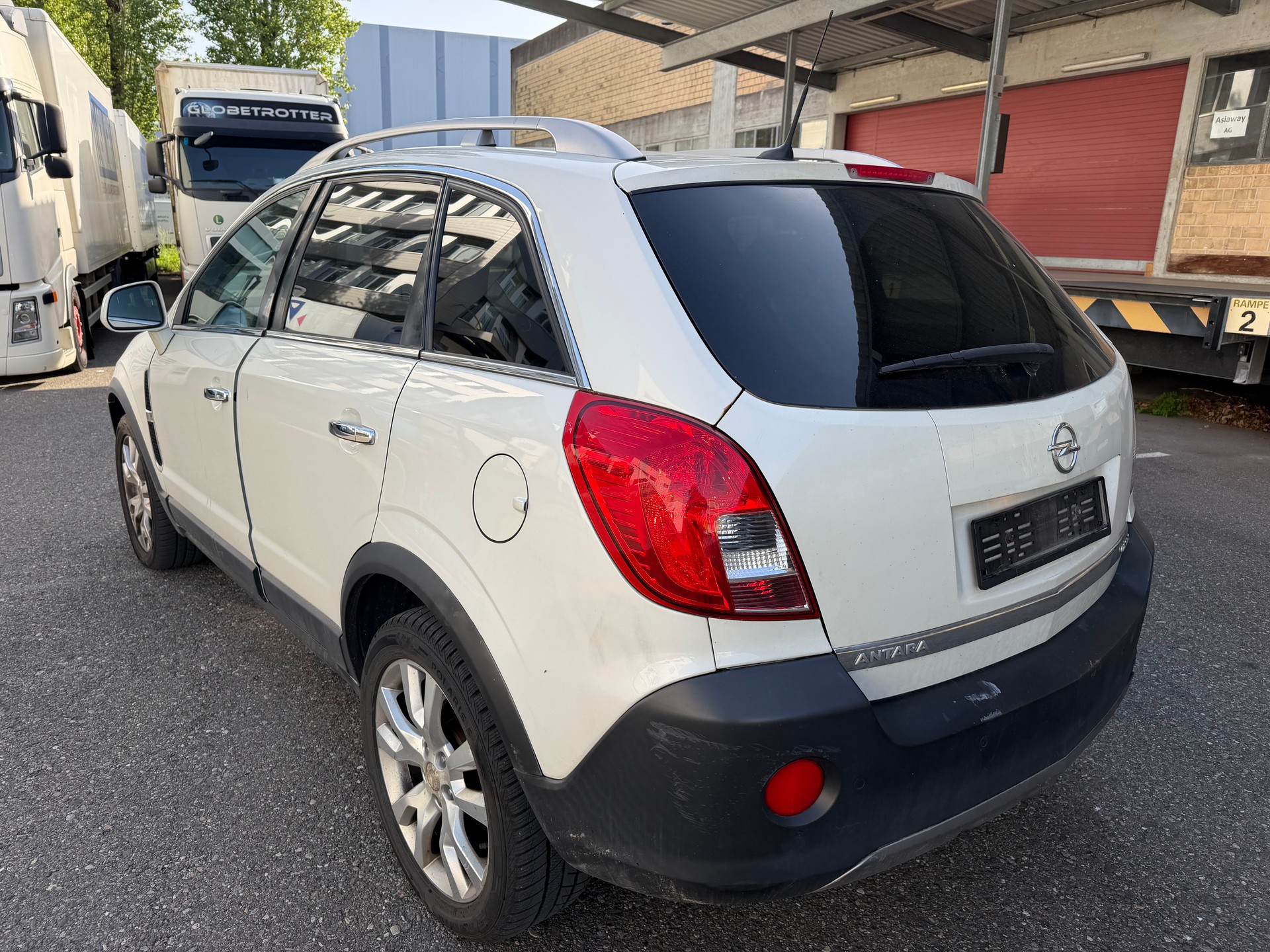 OPEL Antara 2.2 CDTi Cosmo 4WD Automatic-image-5