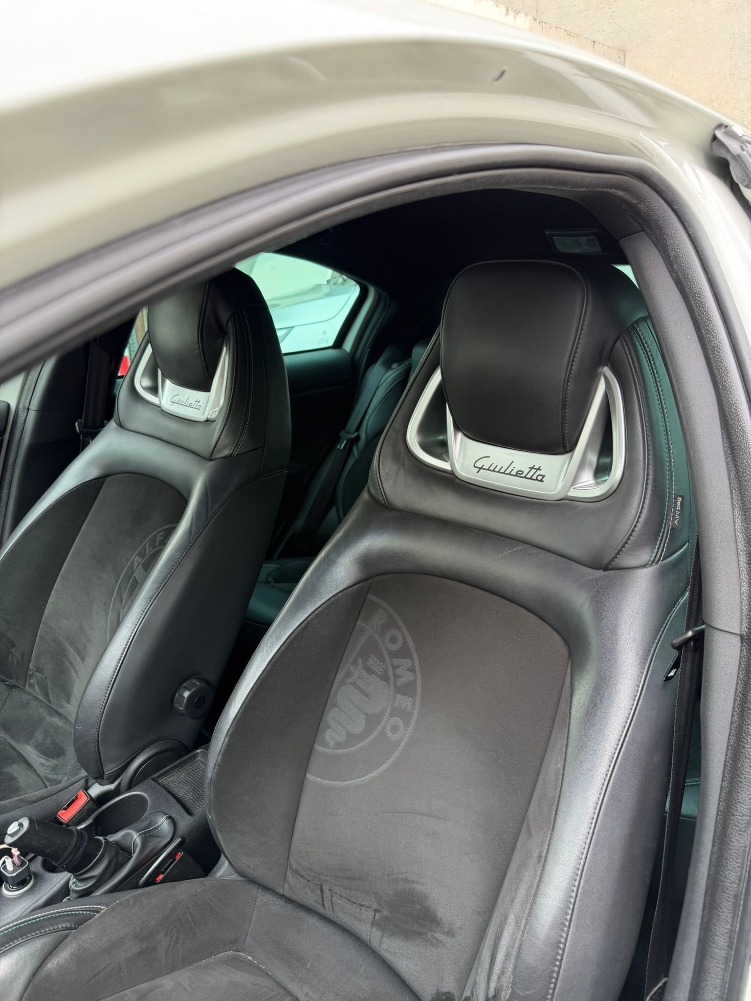 ALFA ROMEO Giulietta 1750 TBi Quadrifoglio Verde TCT-image-4