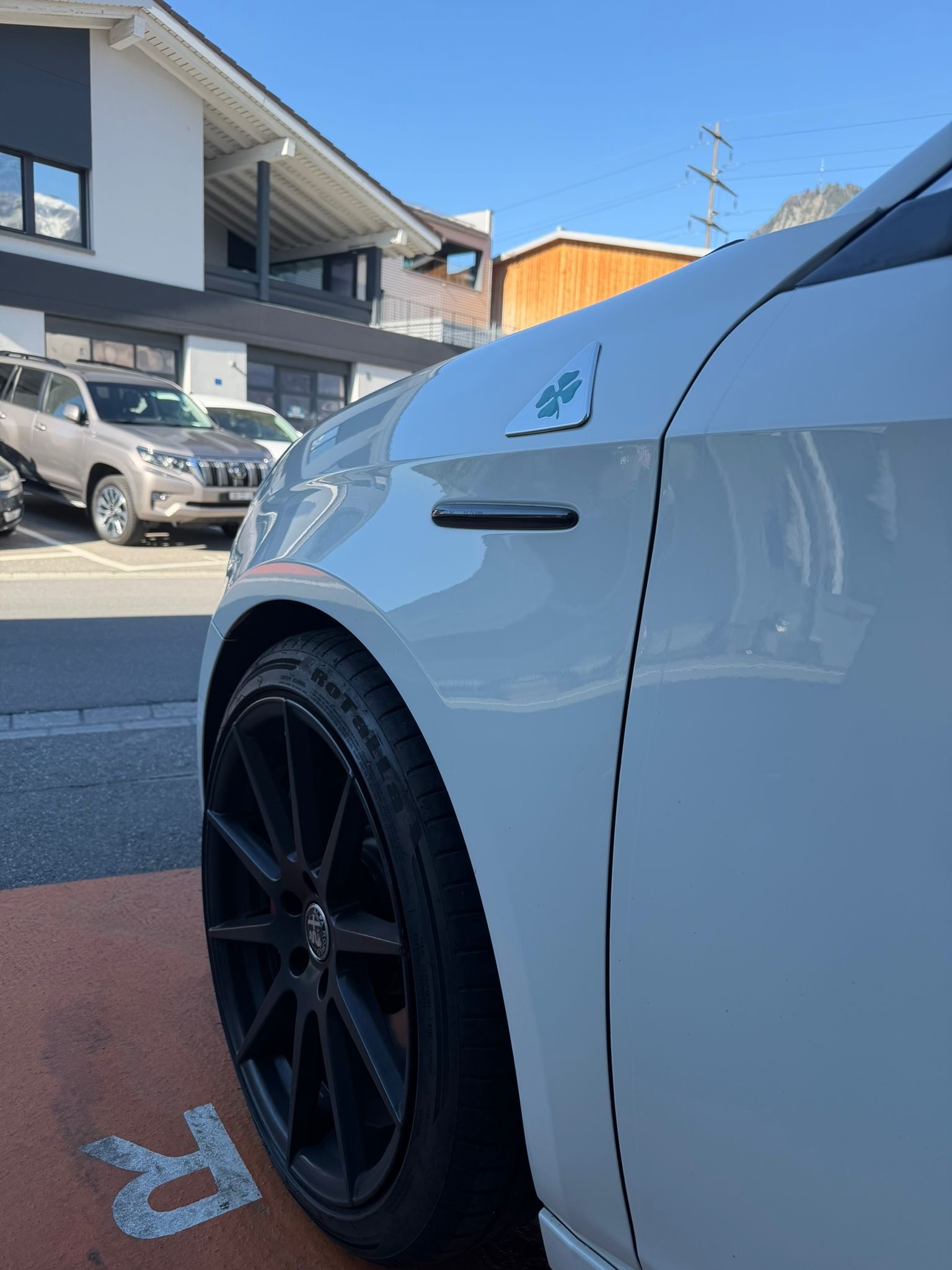 ALFA ROMEO Giulietta 1750 TBi Quadrifoglio Verde TCT-showroom-element-2