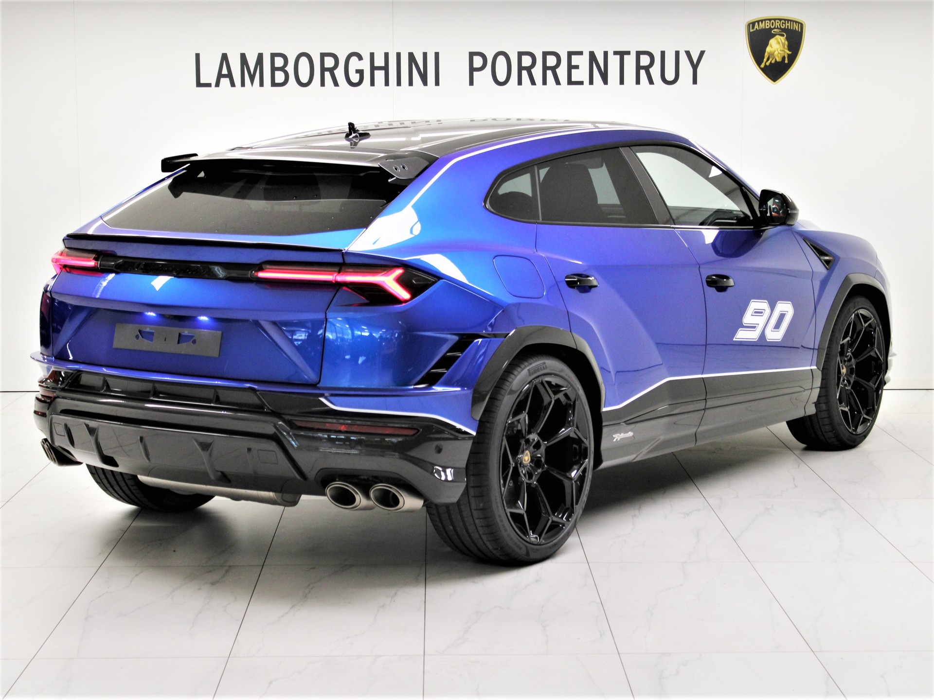 LAMBORGHINI Urus Performante SCV12-image-2