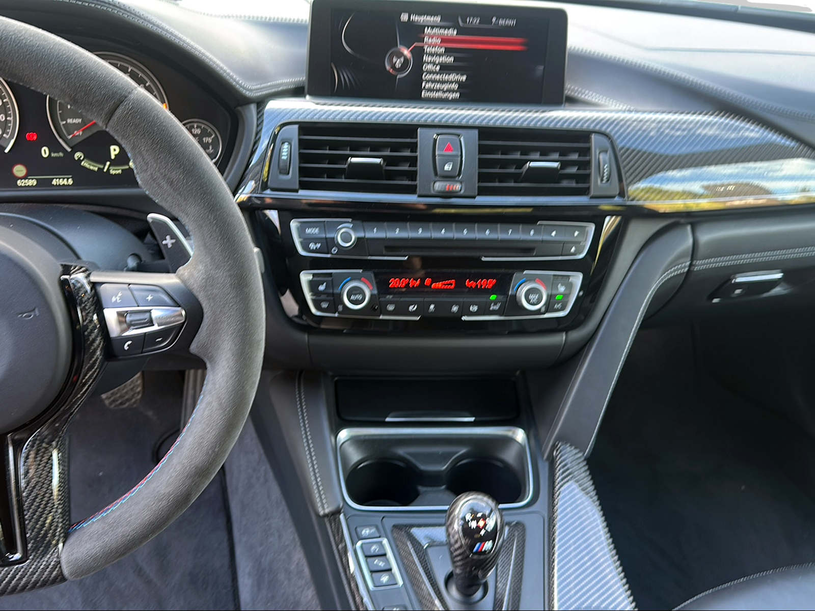 BMW M4 Coupé DKG-image-12