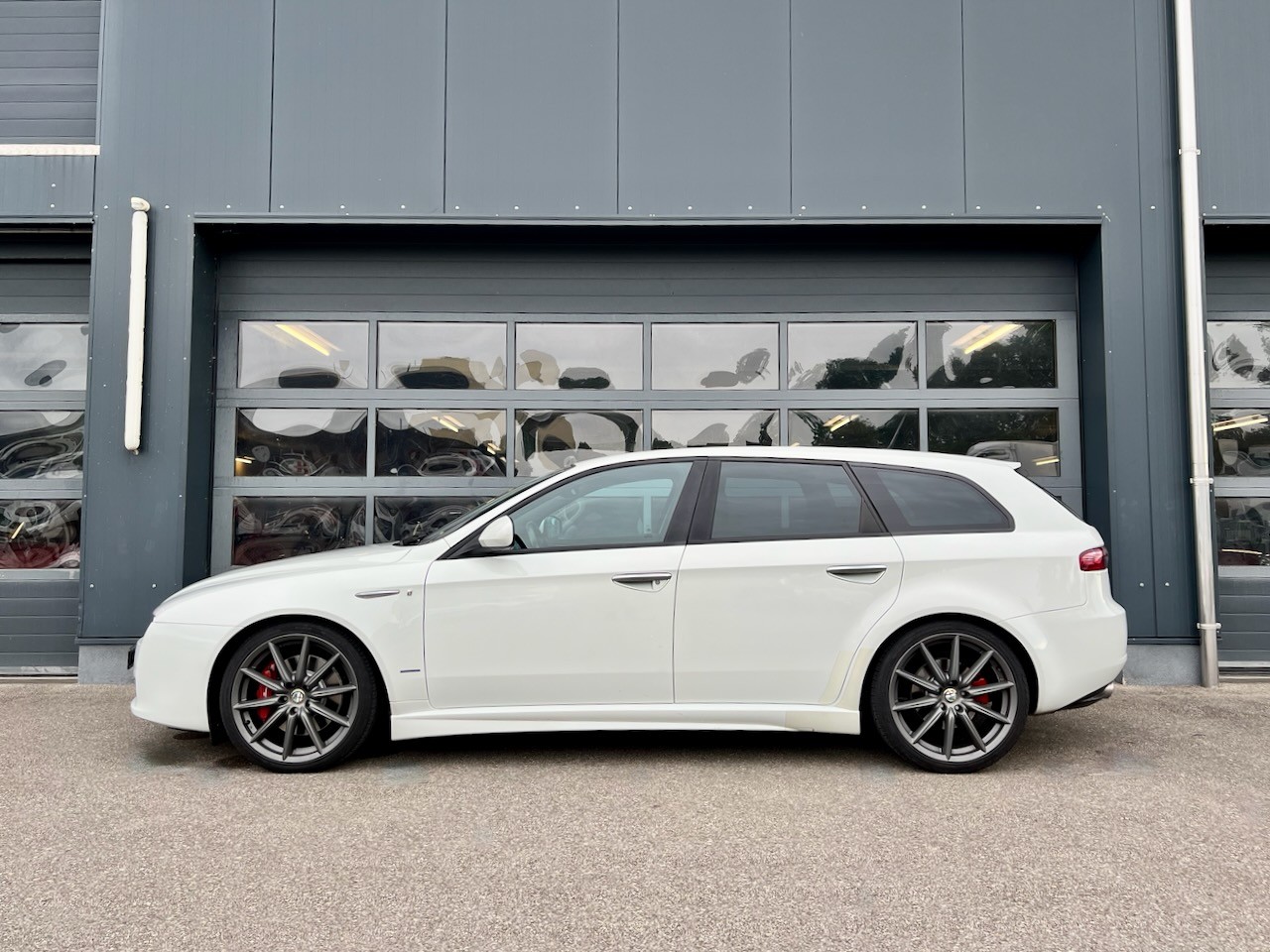 ALFA ROMEO 159 Sportwagon 1.8 TBi TI-image-1