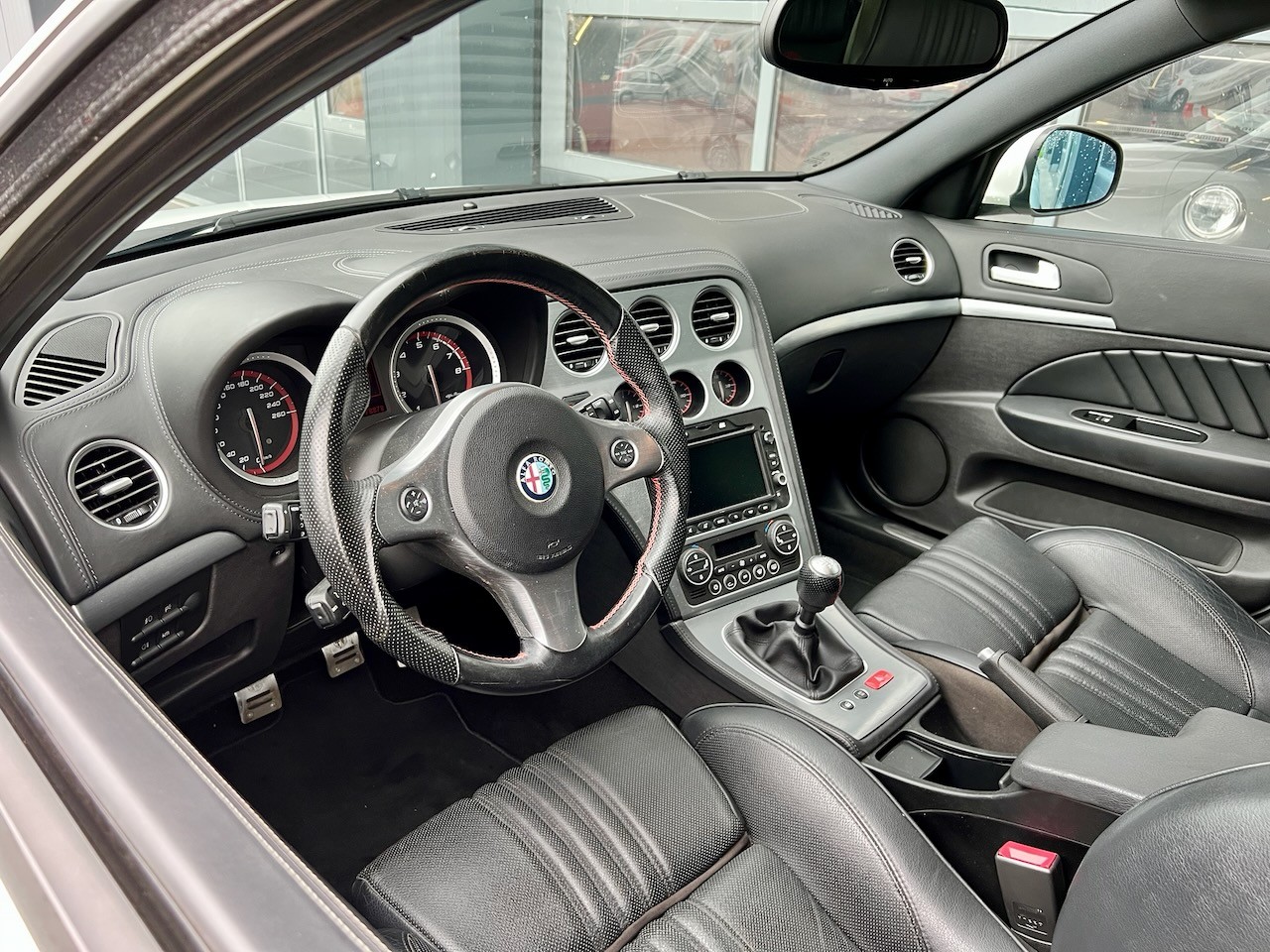 ALFA ROMEO 159 Sportwagon 1.8 TBi TI-image-9