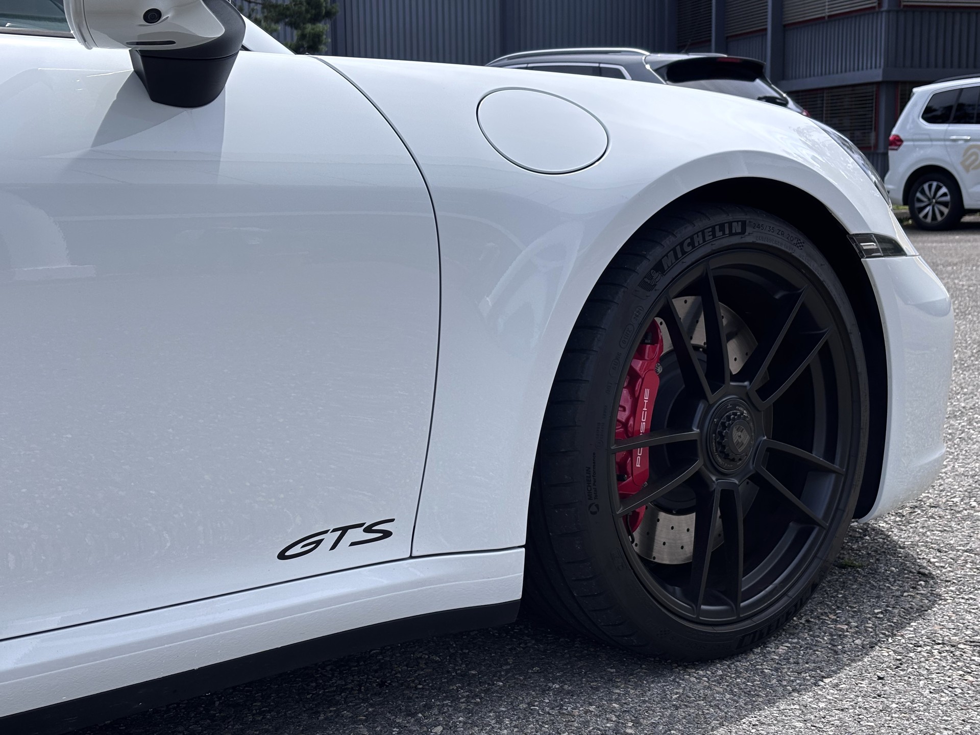 PORSCHE 911 Carrera 4 GTS Cabriolet PDK-showroom-element-3