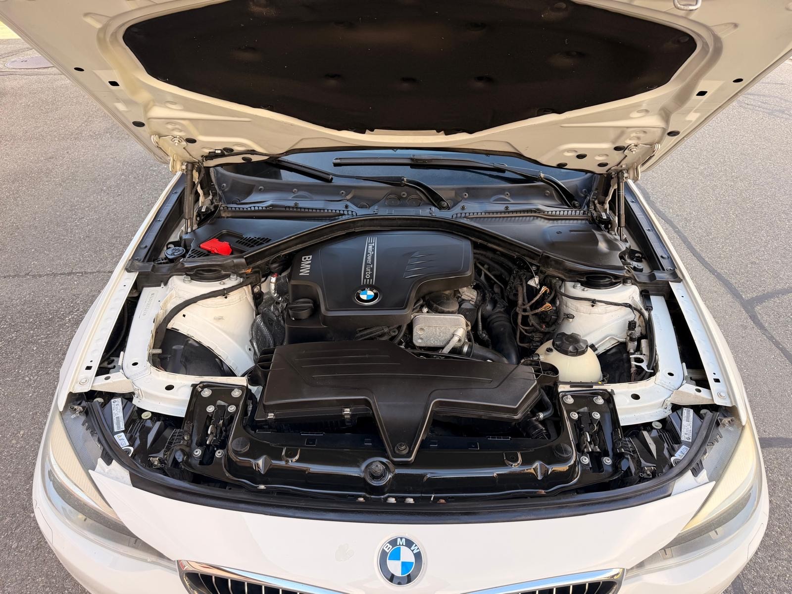 BMW 328i GT xDrive Steptronic-image-9
