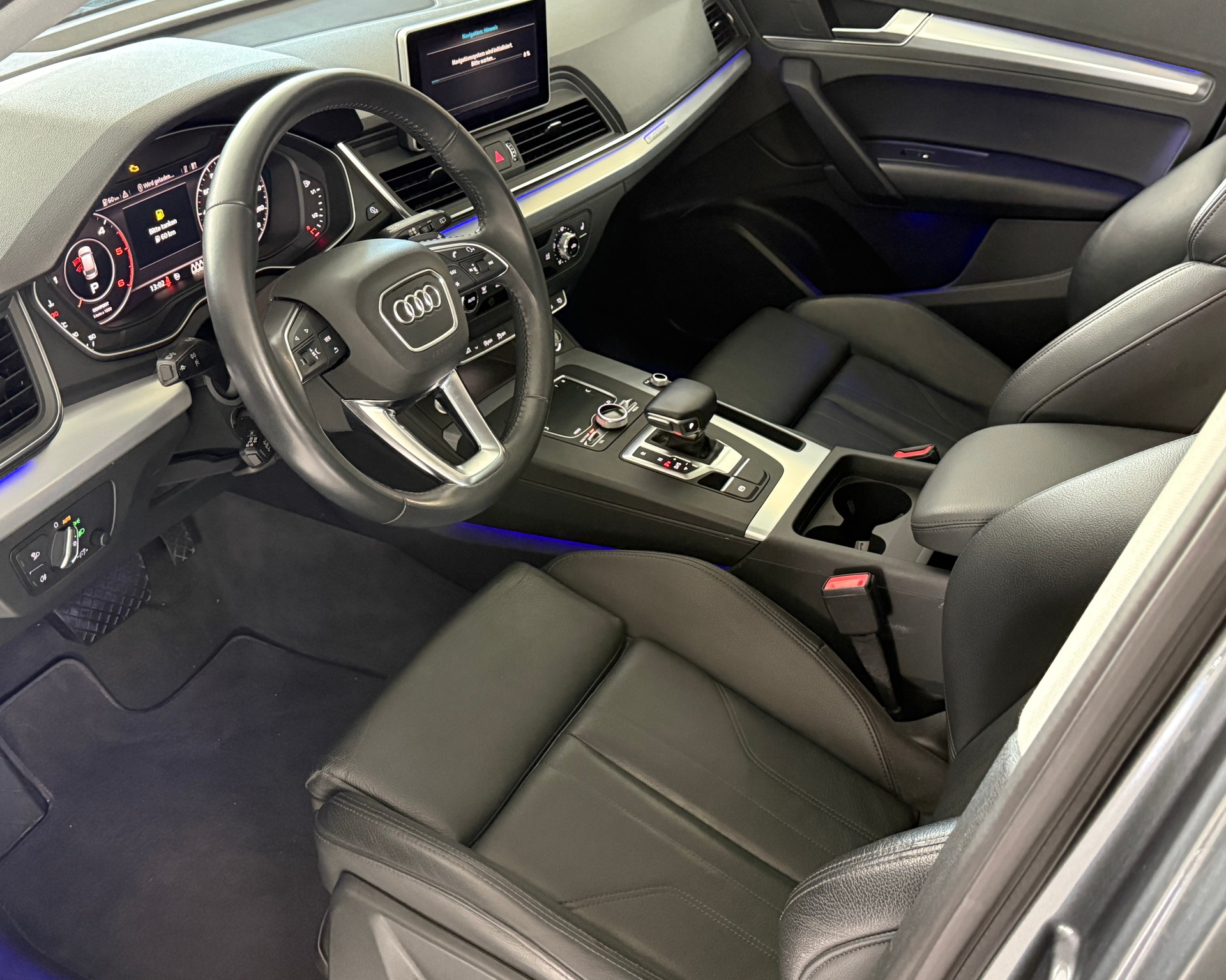 AUDI Q5 40 TDI sport S-Line quattro S-tronic ***Panoramadach***S-Line***190PS***Distanzregler***Matrix***-image-6