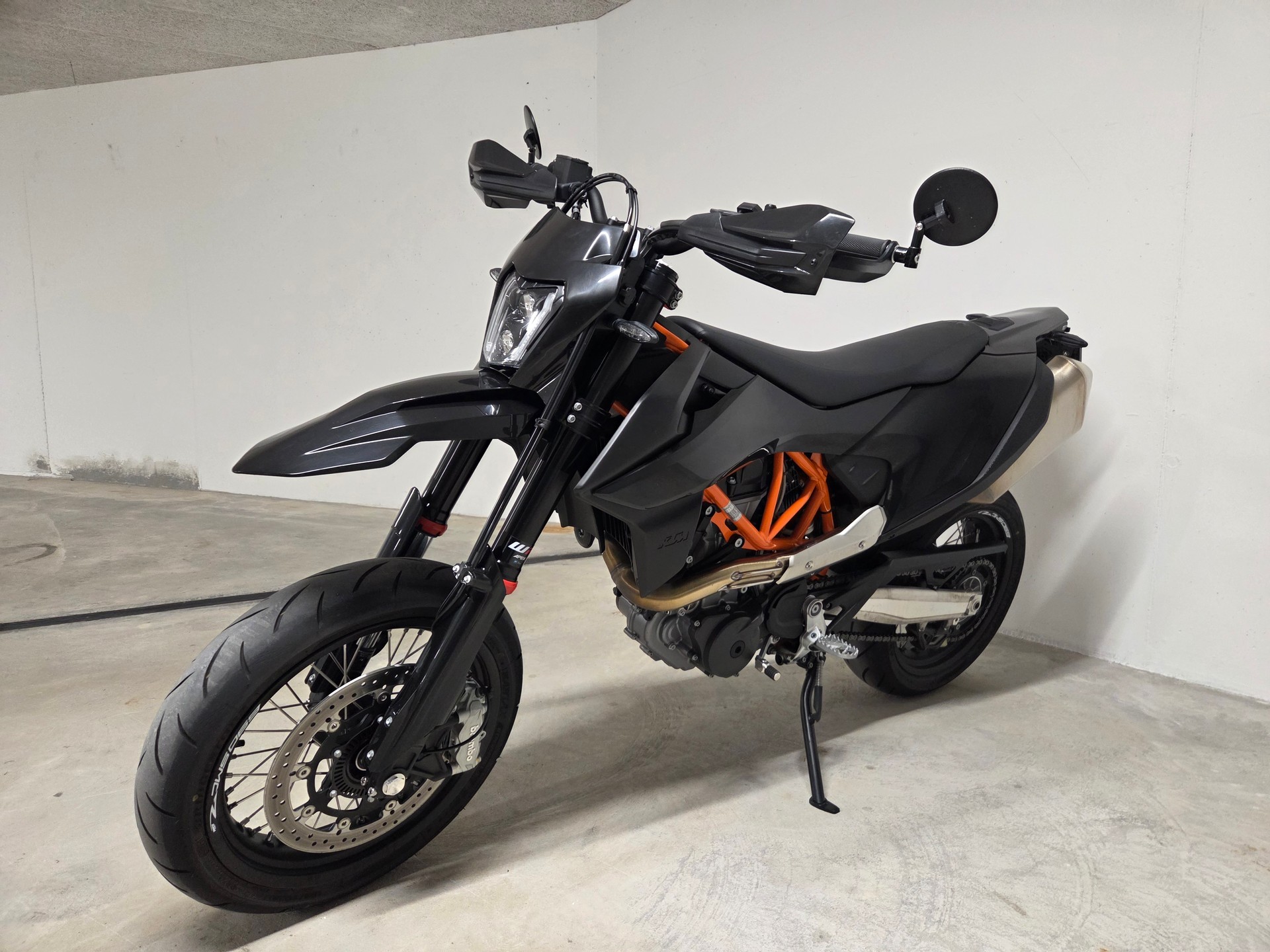 KTM 690 SMC R-image-4