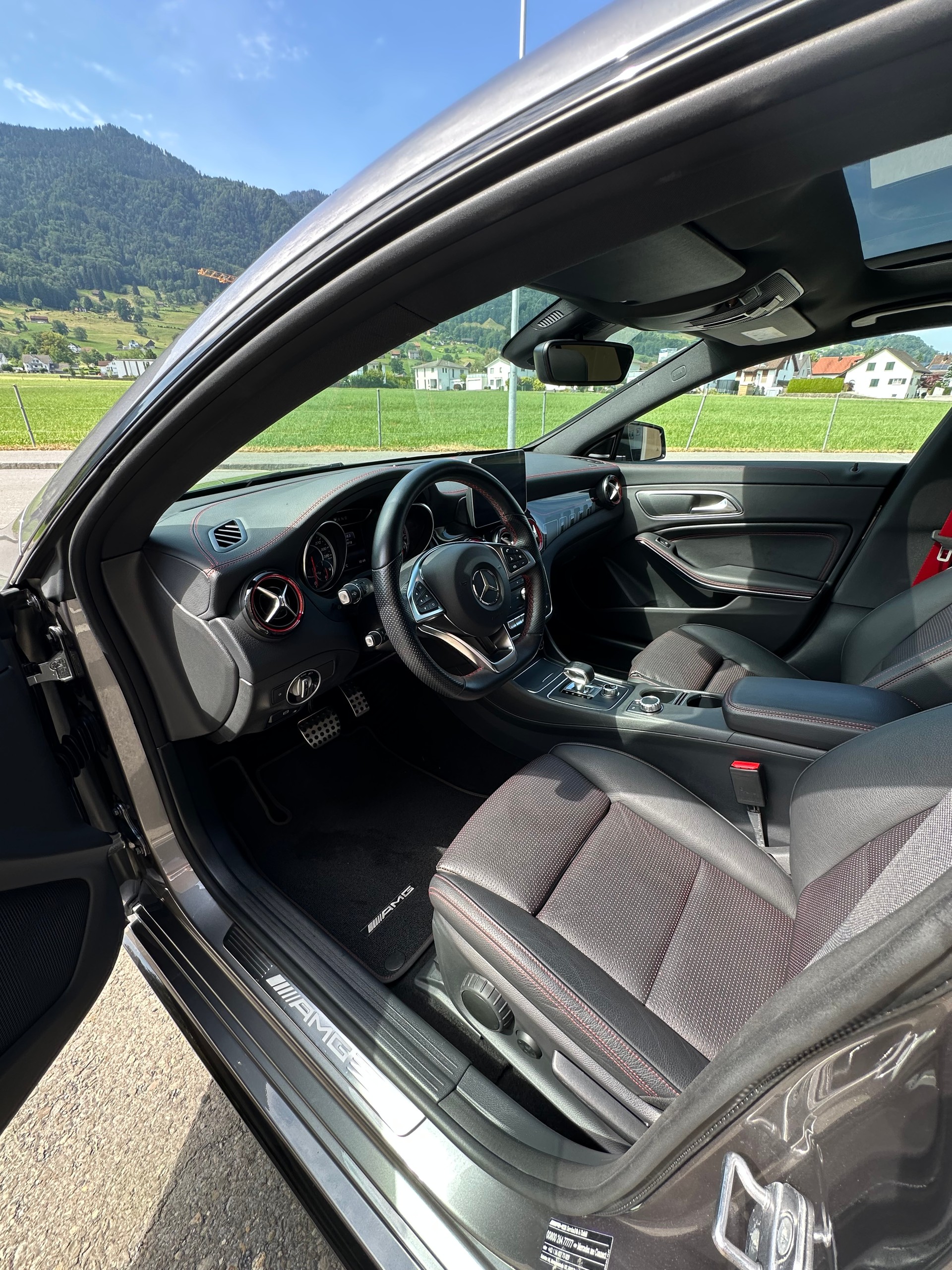 MERCEDES-BENZ CLA 45 AMG 4matic+-image-9