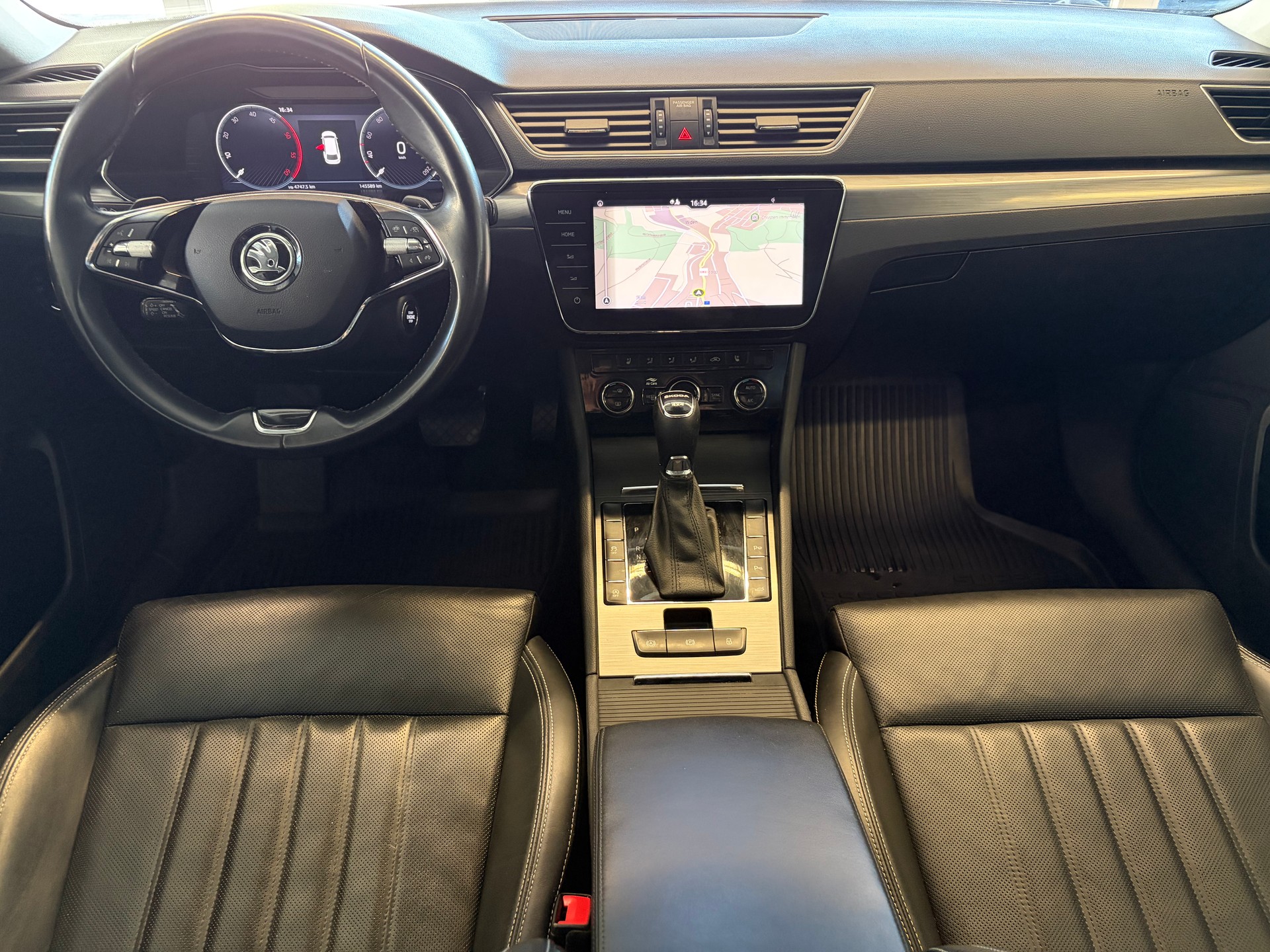 SKODA Superb Combi 2.0 TDi Style 4x4 DSG | CH Fahrzeug | mySkoda Pack | Kessy | Belüftete Sitz | DAB+ | Navi Columbus 9.2" |-image-13