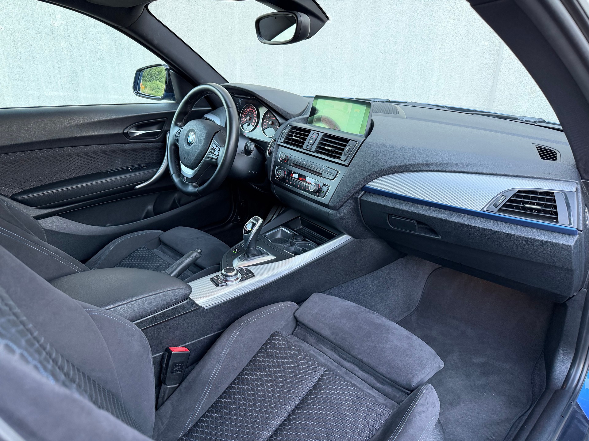 BMW M135i Steptronic-image-8