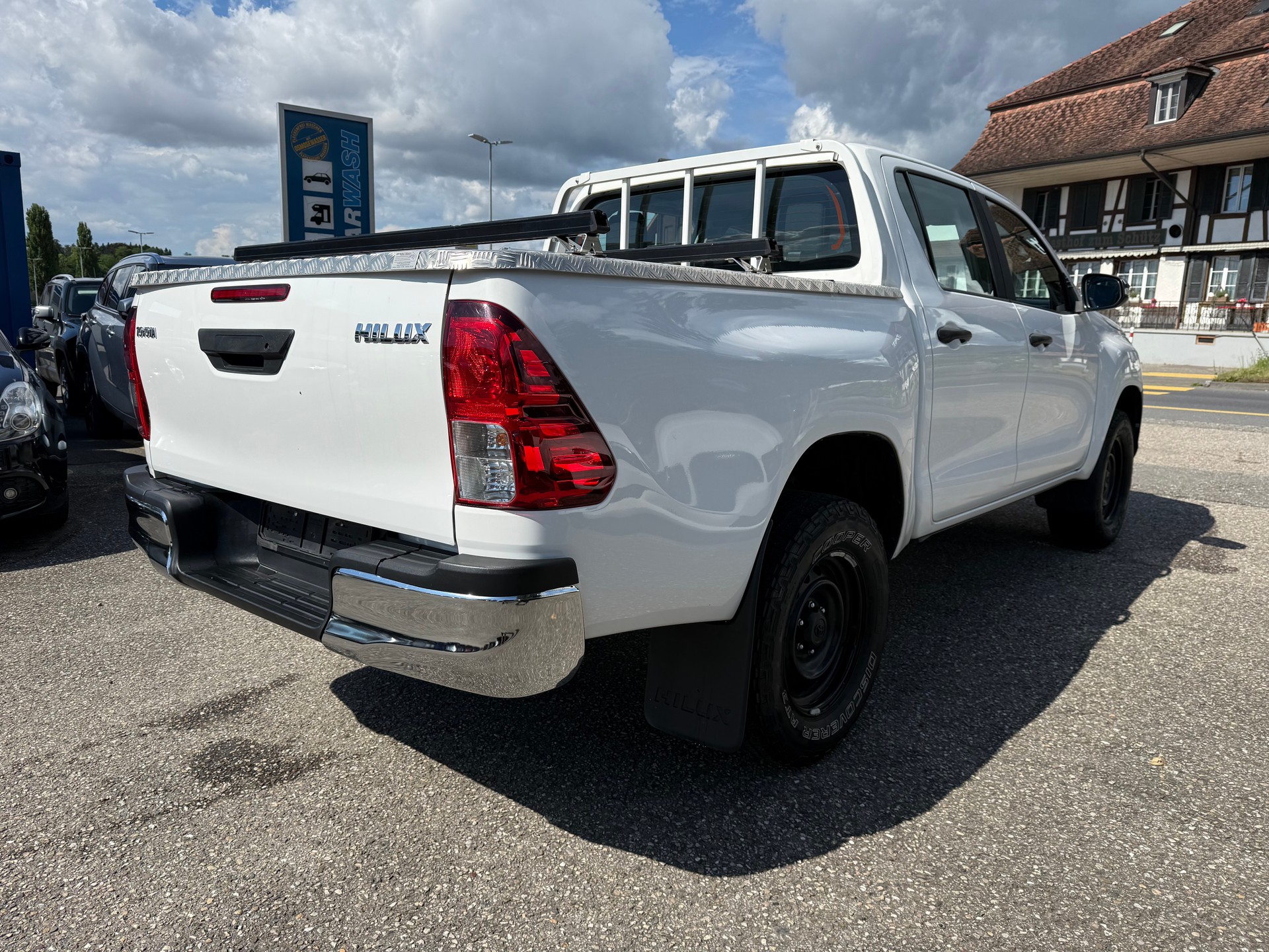 TOYOTA Hilux 2.4D-4D Luna Double Cab 4x4-image-4