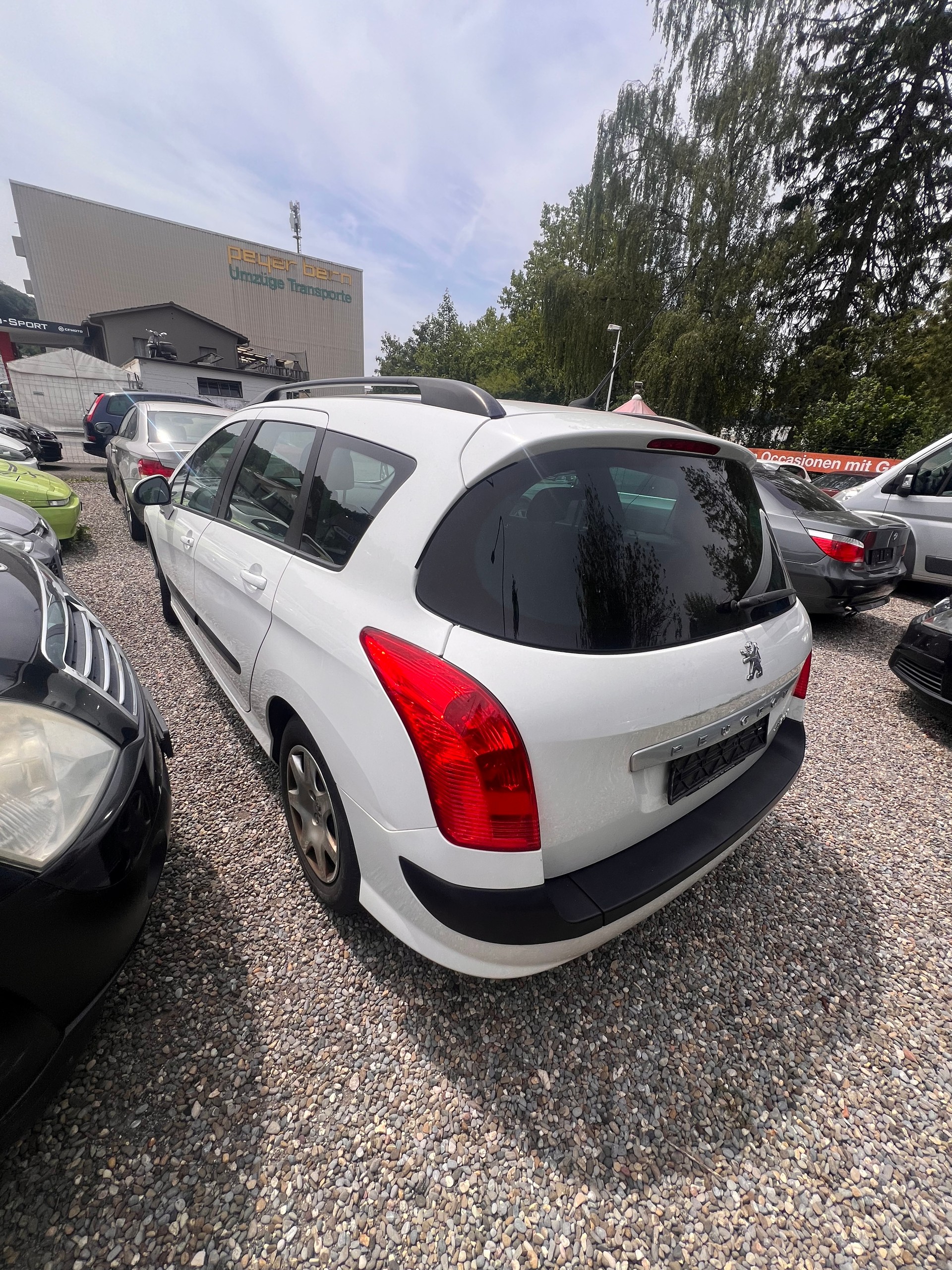 PEUGEOT 308 SW 1.6 HDI Trendy-image-4
