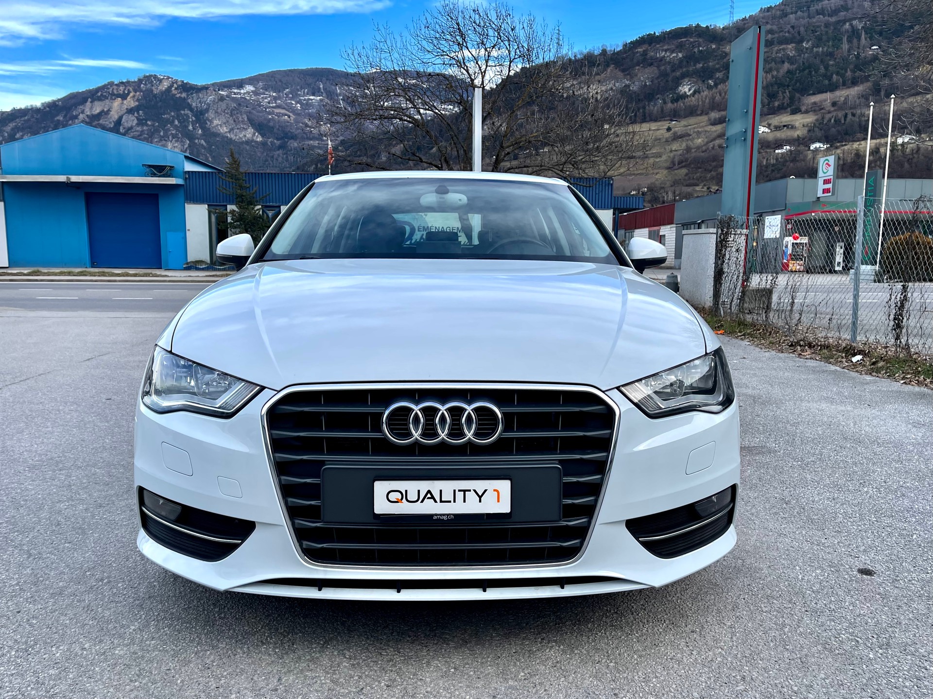 AUDI A3 Sportback 1.8 TFSI Ambiente S-tronic-image-21