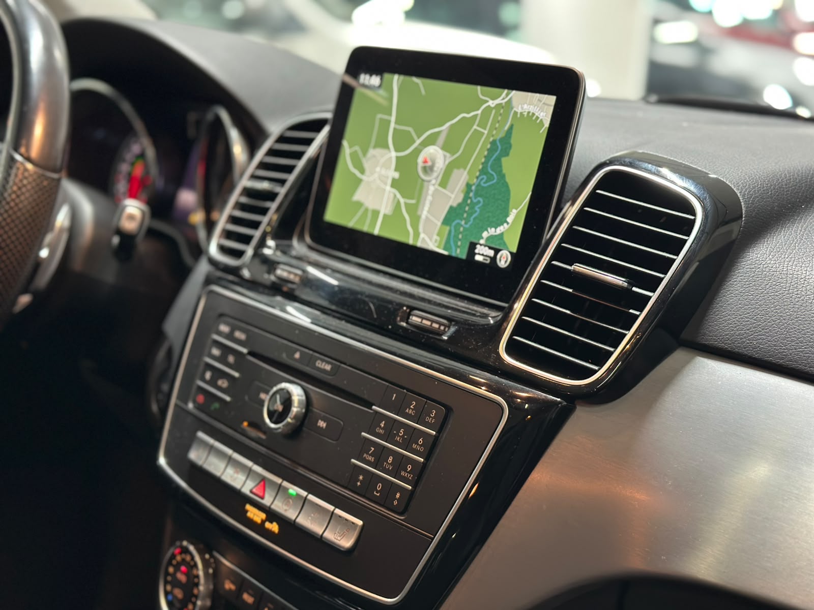 MERCEDES-BENZ GLE 250 d 4Matic 9G-Tronic-image-10