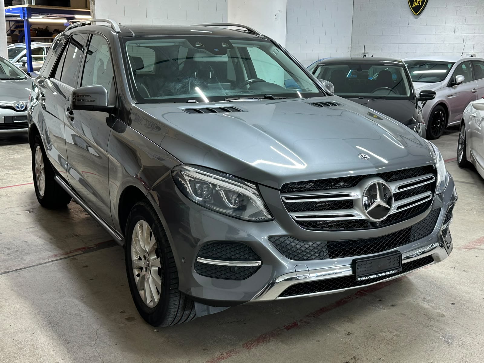 MERCEDES-BENZ GLE 250 d 4Matic 9G-Tronic-image-1