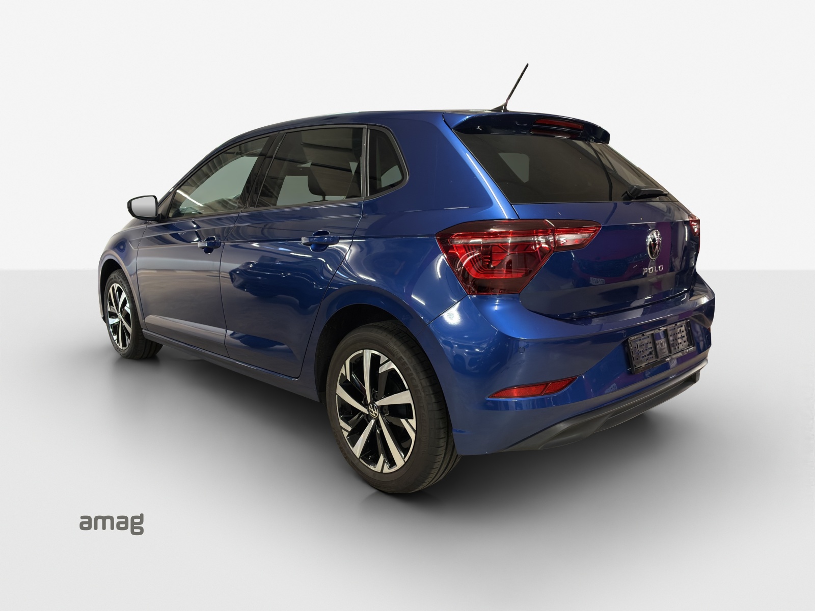 VW Polo 1.0 TSI R-Line-showroom-element-2