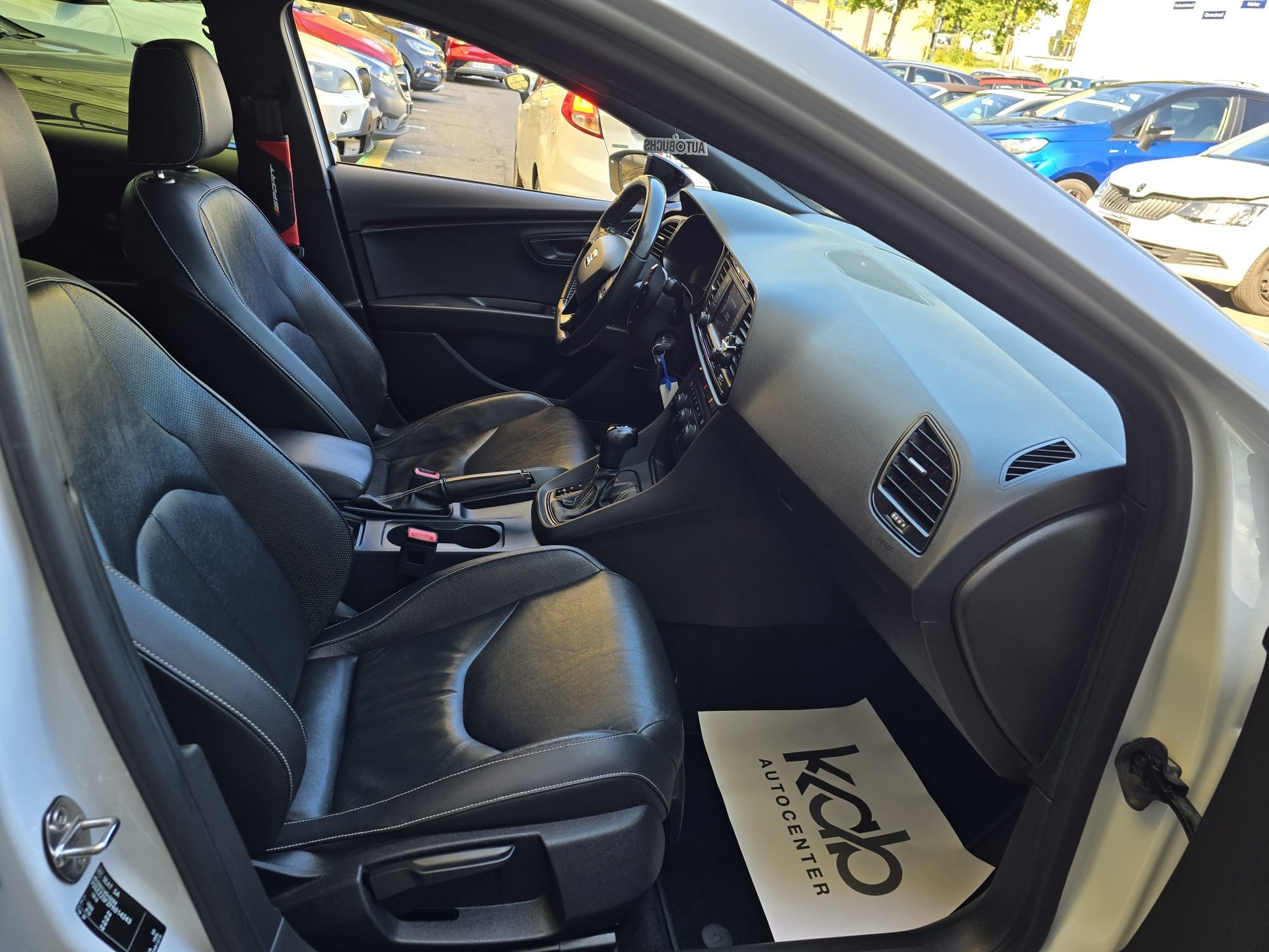 SEAT Leon 2.0 TSI Cupra 280 DSG-image-16