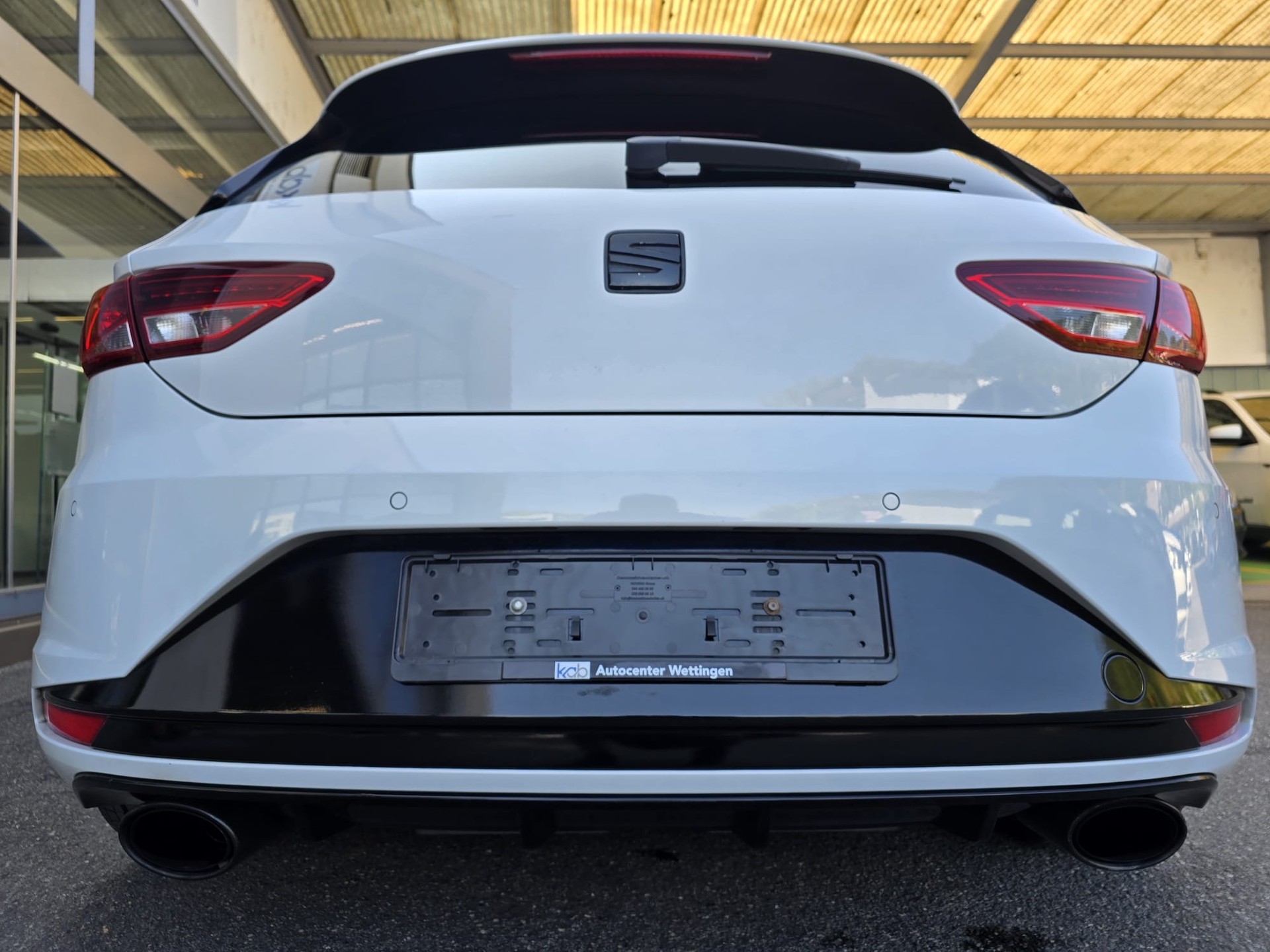 SEAT Leon 2.0 TSI Cupra 280 DSG-image-5