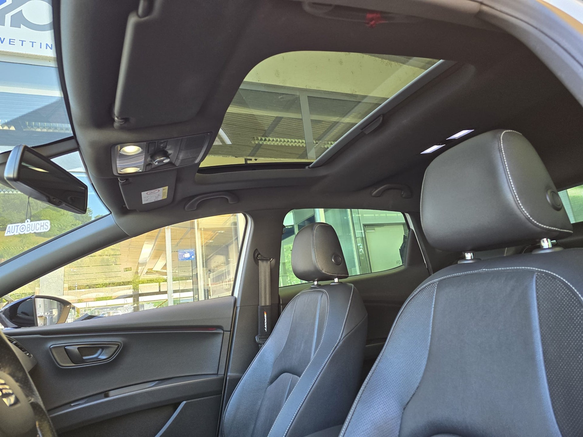 SEAT Leon 2.0 TSI Cupra 280 DSG-image-15