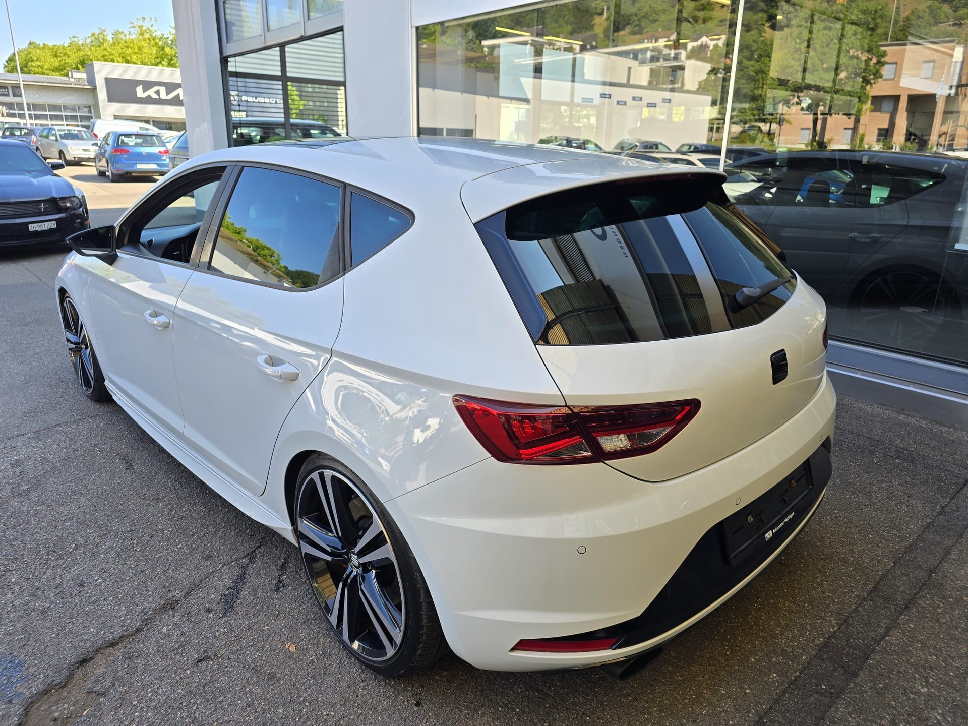 SEAT Leon 2.0 TSI Cupra 280 DSG-image-6