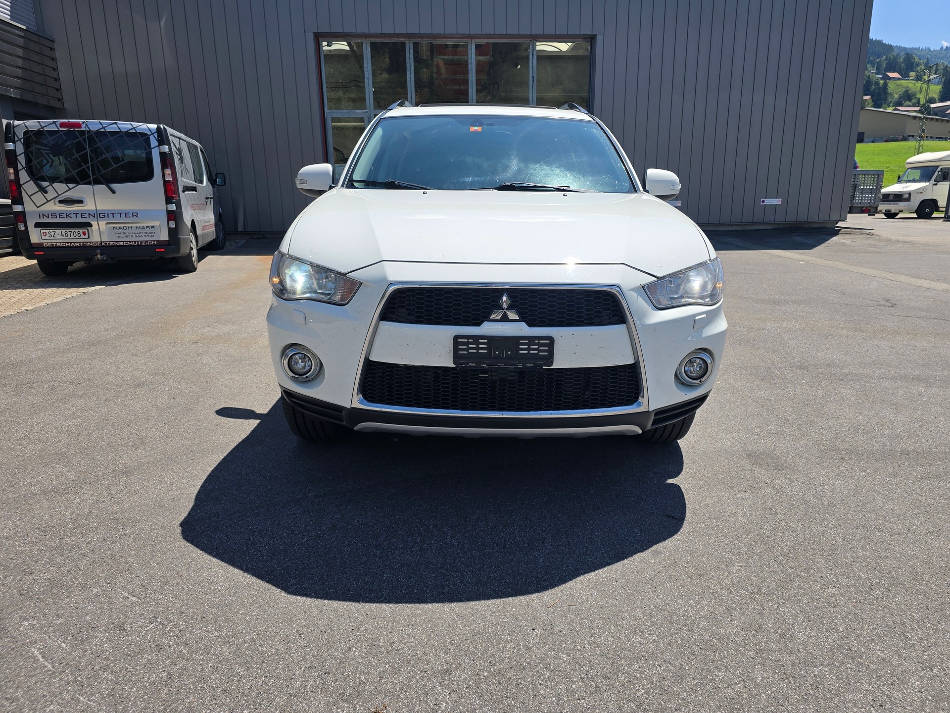 MITSUBISHI Outlander 2.2 DID Intense 4WD TC-SST