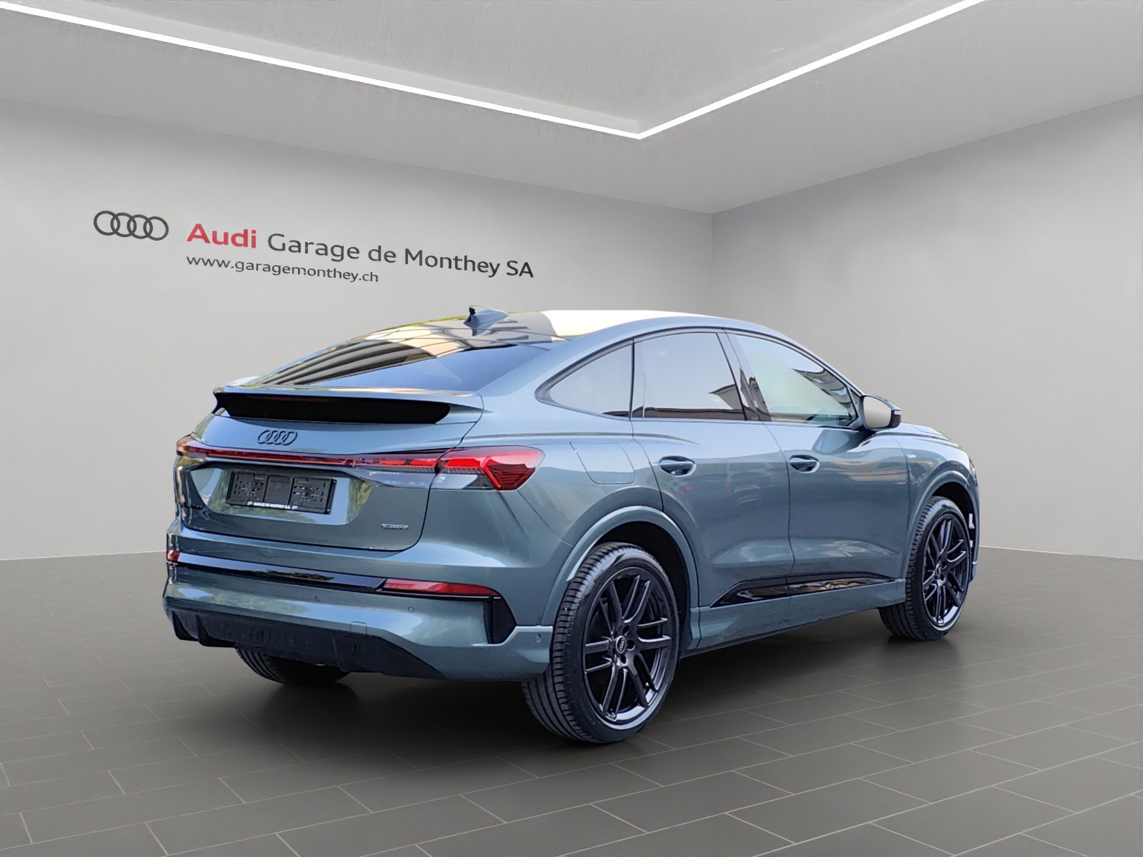 AUDI Q4 Sportback e-tron quattro performance Swiss Ski-image-4