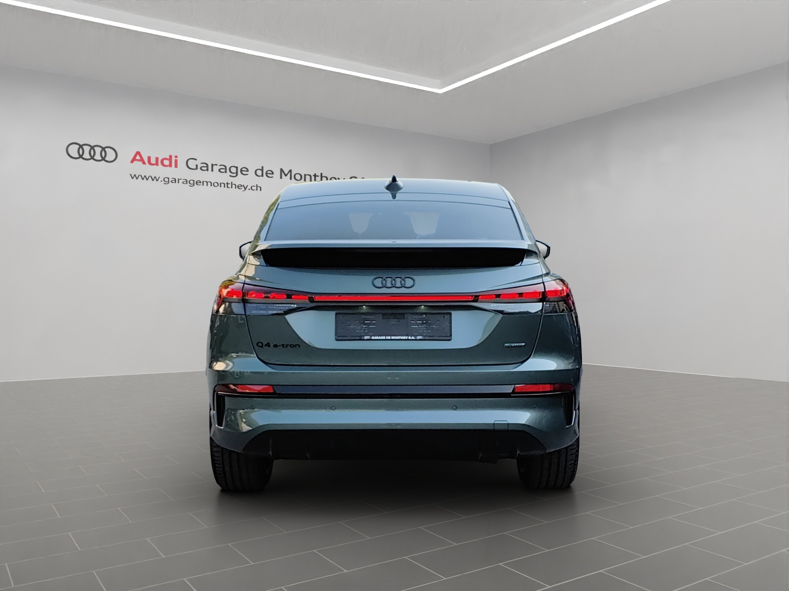 AUDI Q4 Sportback e-tron quattro performance Swiss Ski-image-3