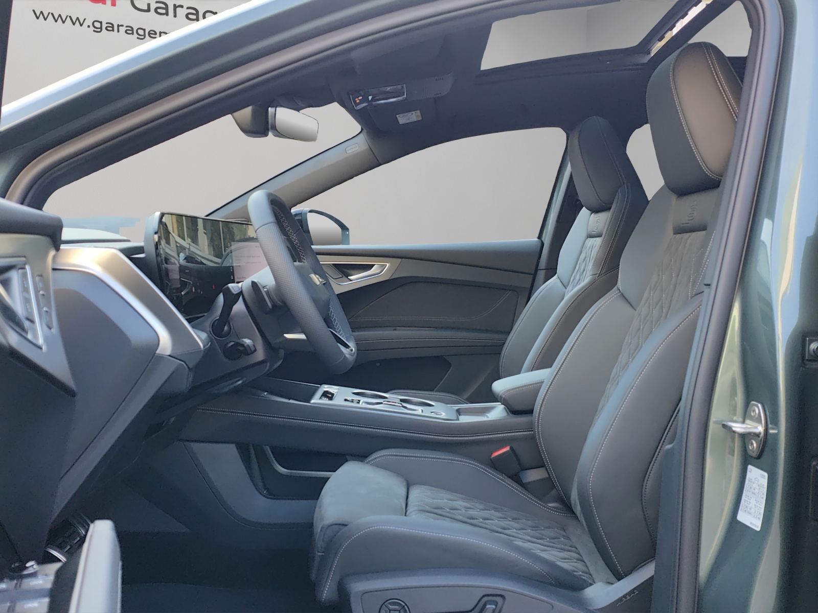 AUDI Q4 Sportback e-tron quattro performance Swiss Ski-image-8