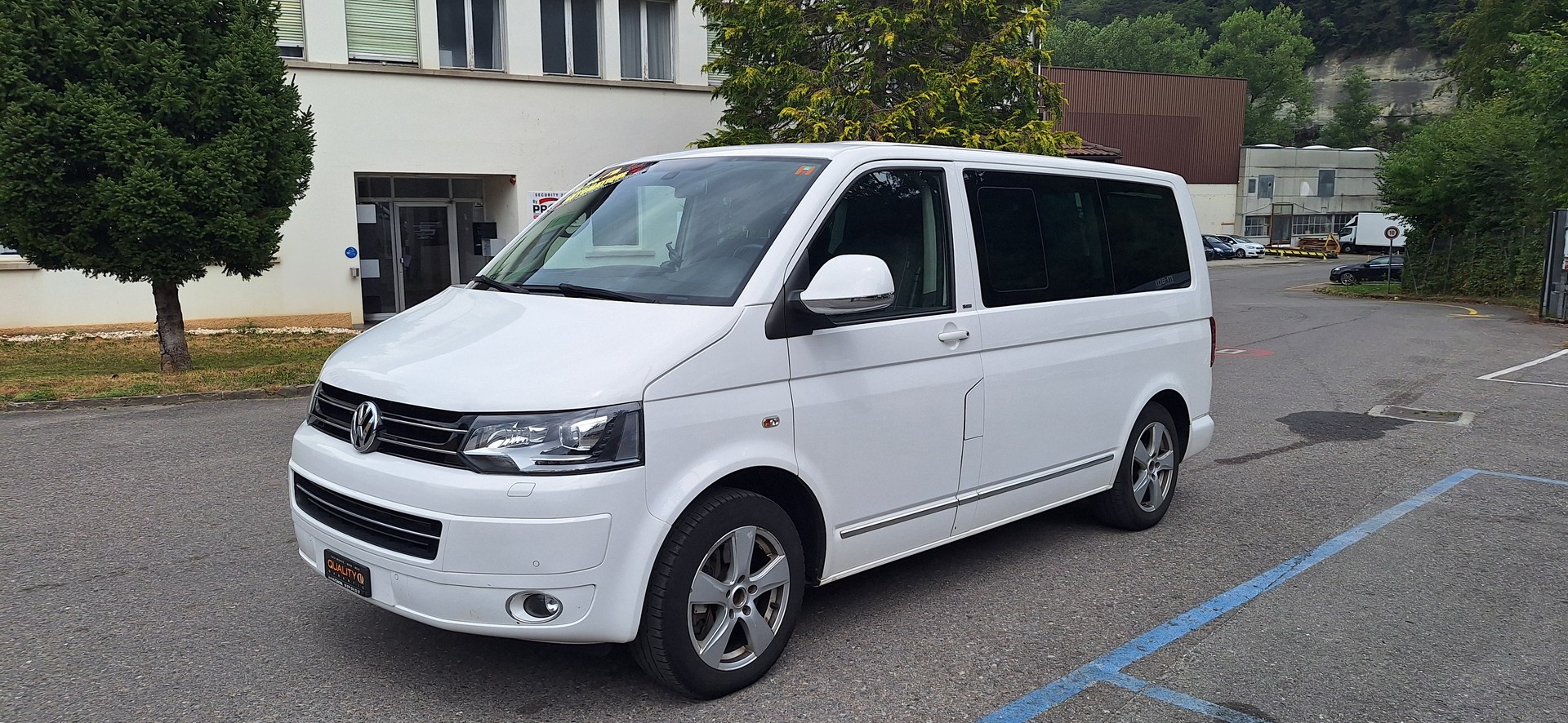 VW T5 Multivan 2.0 Bi-TDI CR Comfortline Cup 4Mot DSG-showroom-element-2