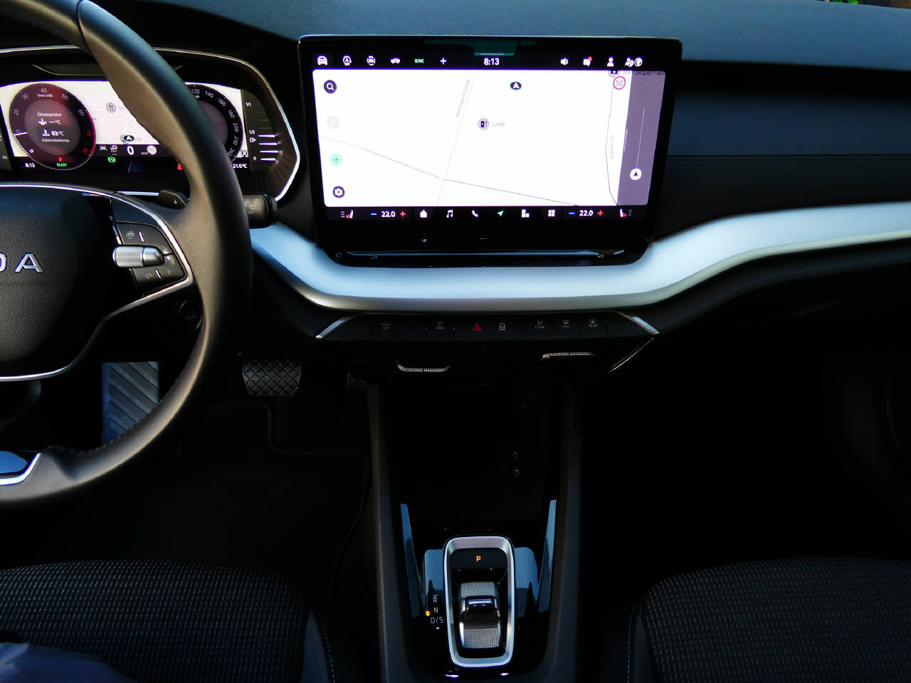 SKODA Octavia Combi 1.5 TSI Selection DSG-image-12