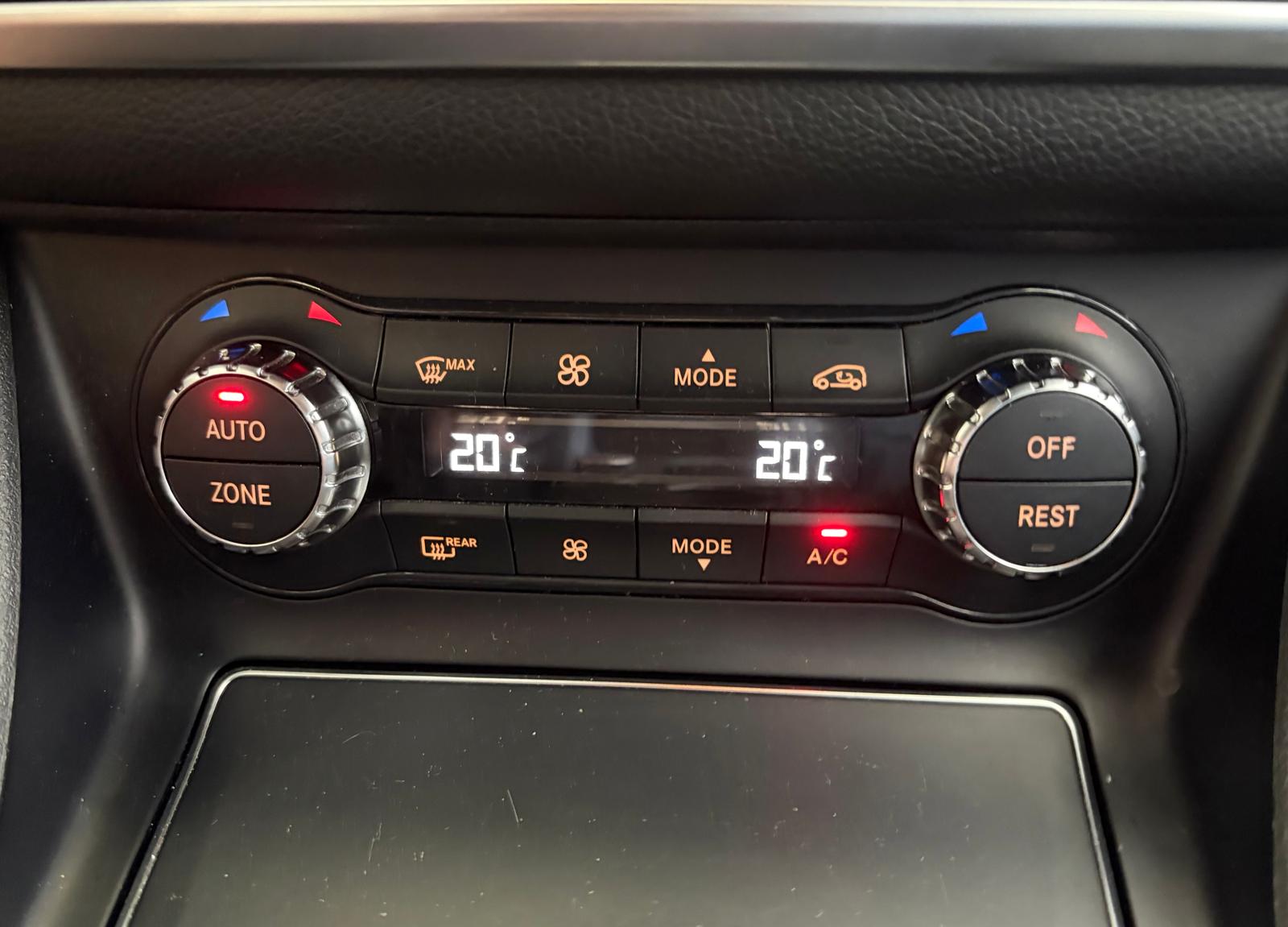 MERCEDES-BENZ CLA Shooting Brake 220 d Urban 4Matic 7G-DCT - Caméra de recul-image-19
