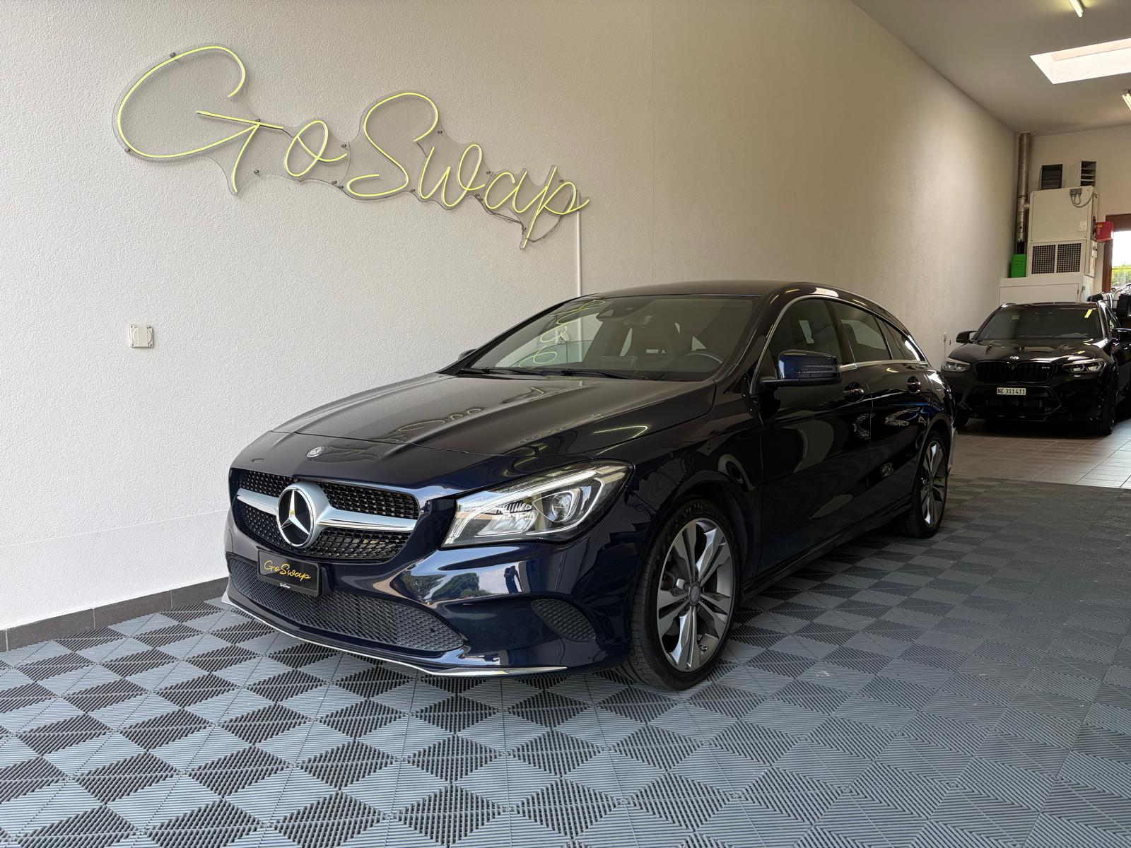 MERCEDES-BENZ CLA Shooting Brake 220 d Urban 4Matic 7G-DCT - Caméra de recul