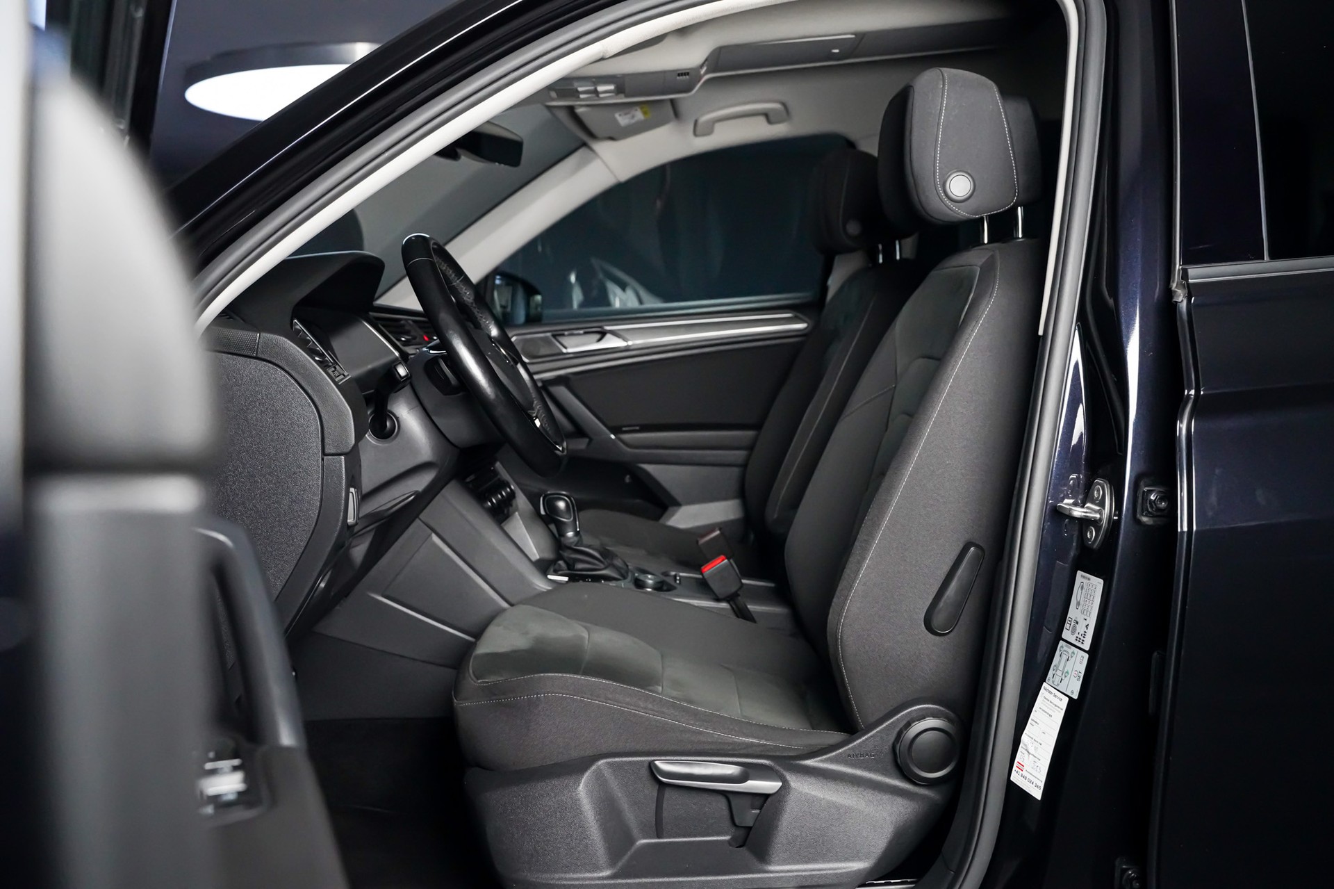 VW Tiguan Allspace 2.0 TDI SCR Highline 4Motion DSG-image-7